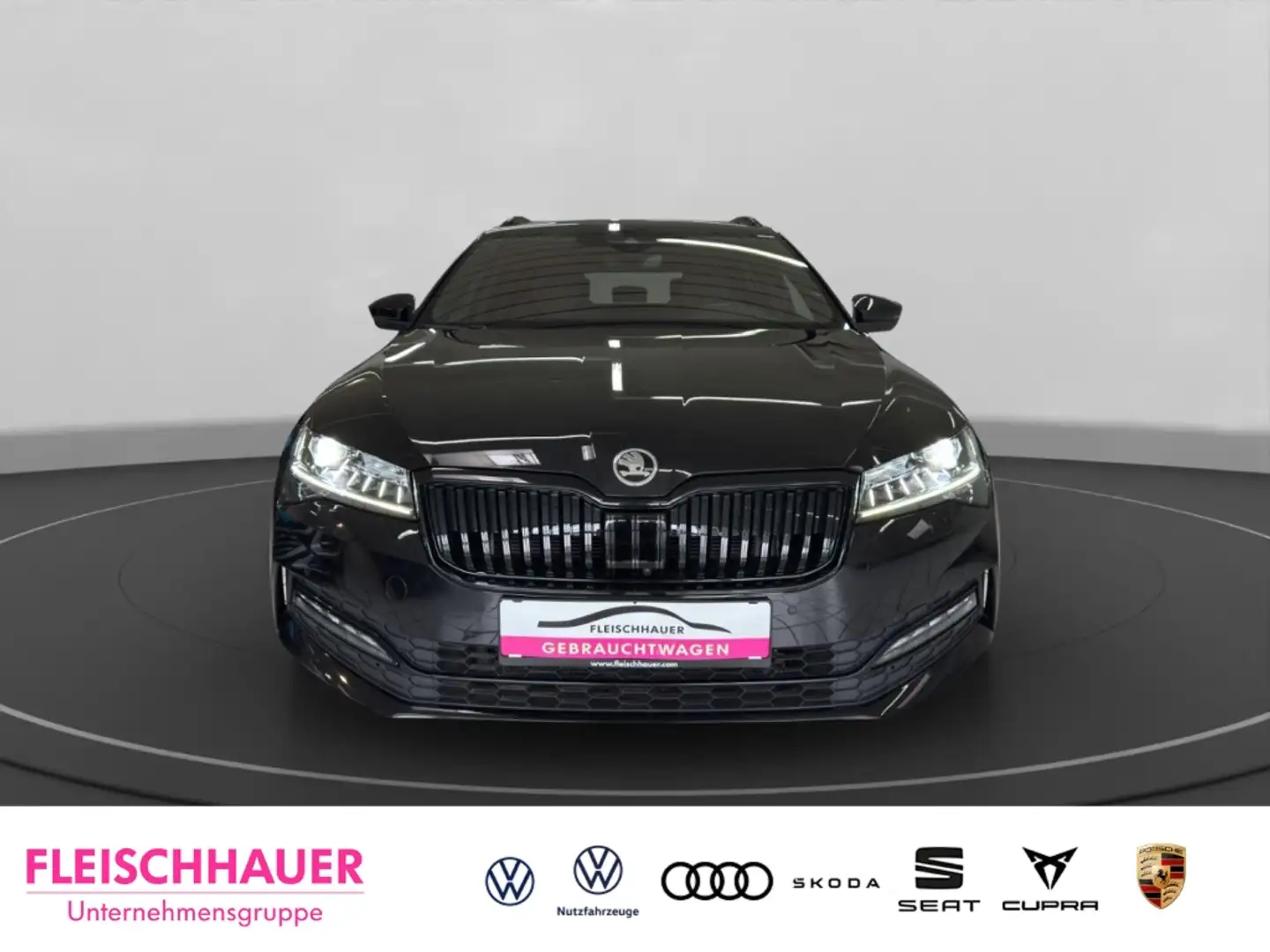 Skoda Superb Combi Sportline 2,0 TDI LED+AHK+ACC+360°+NAVI+SZH+ Zwart - 2