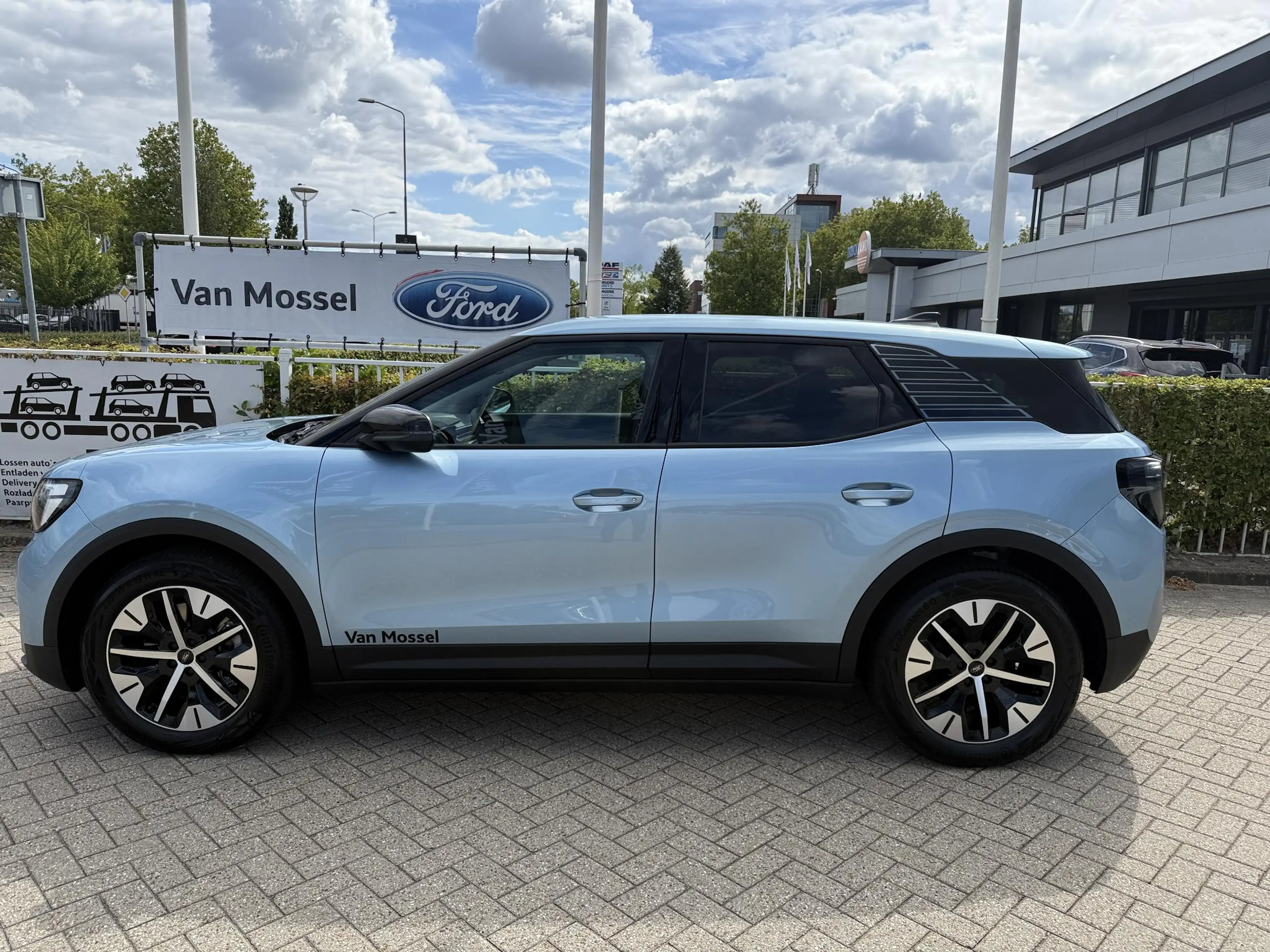 Ford Explorer Style Standard Range RWD 58 kWh Nieuw te bestellen — photo 4
