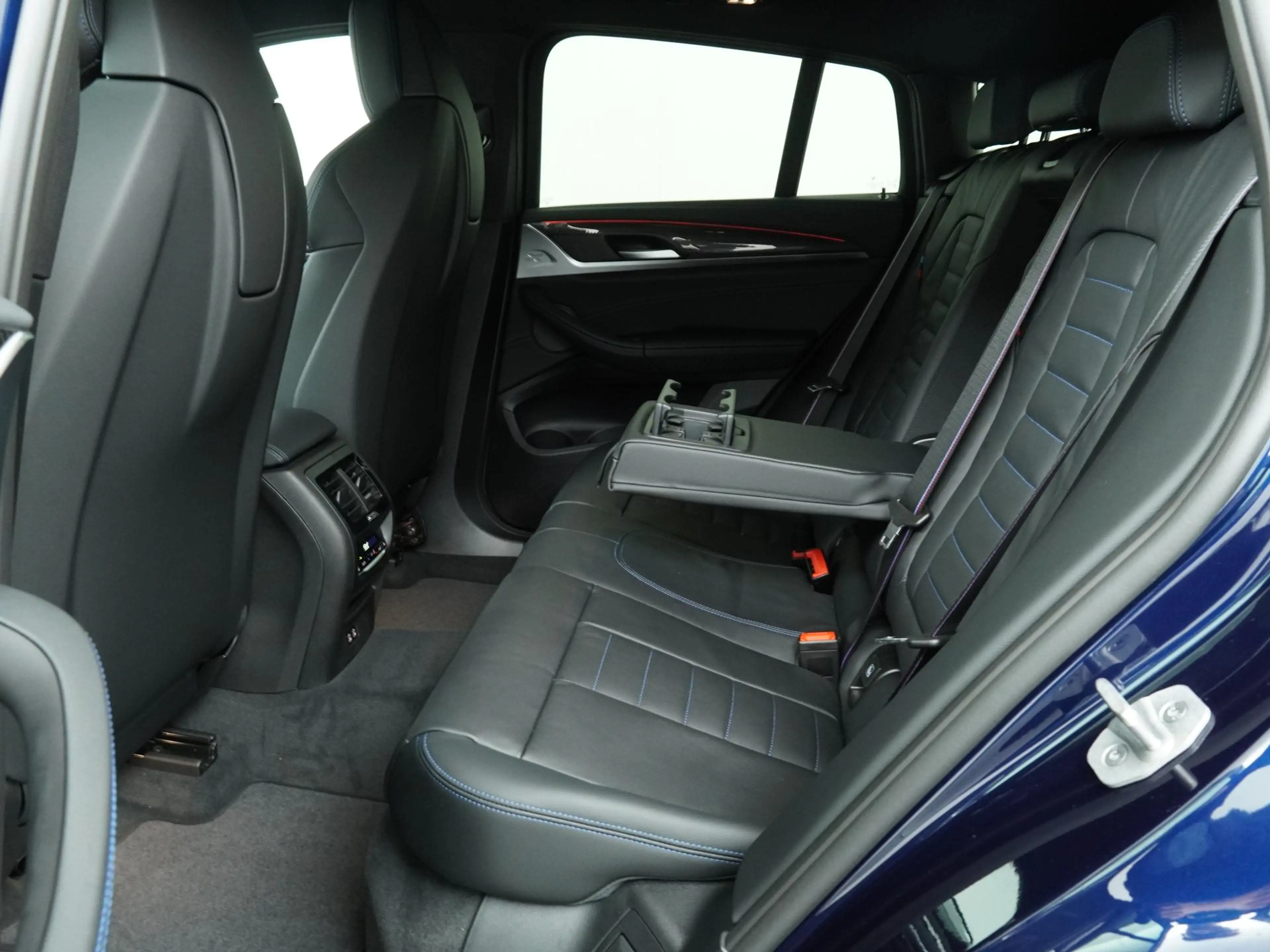 BMW X4 xDrive20i Business Edition Plus High Executive | S — photo 14