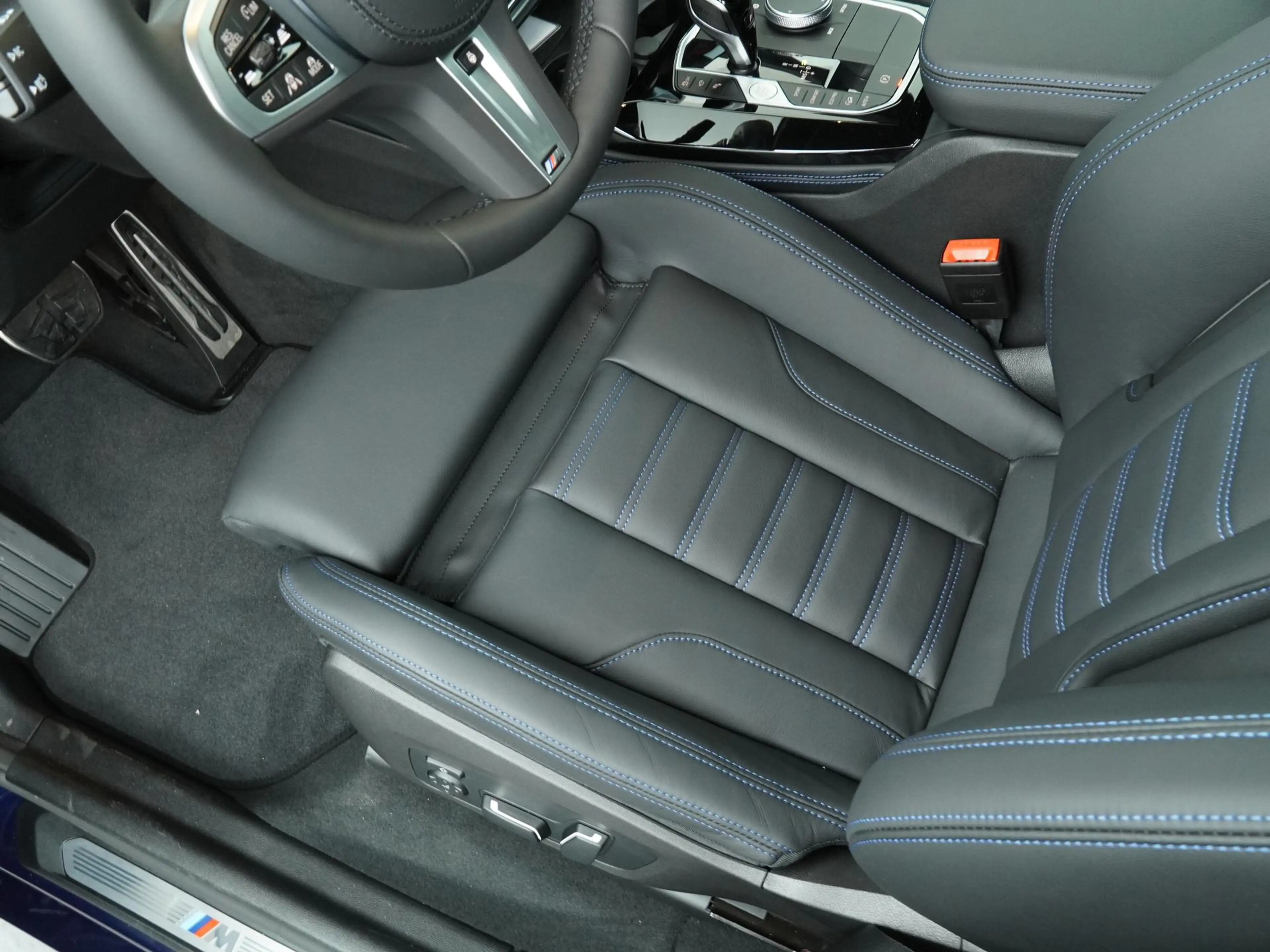 BMW X4 xDrive20i Business Edition Plus High Executive | S — photo 13
