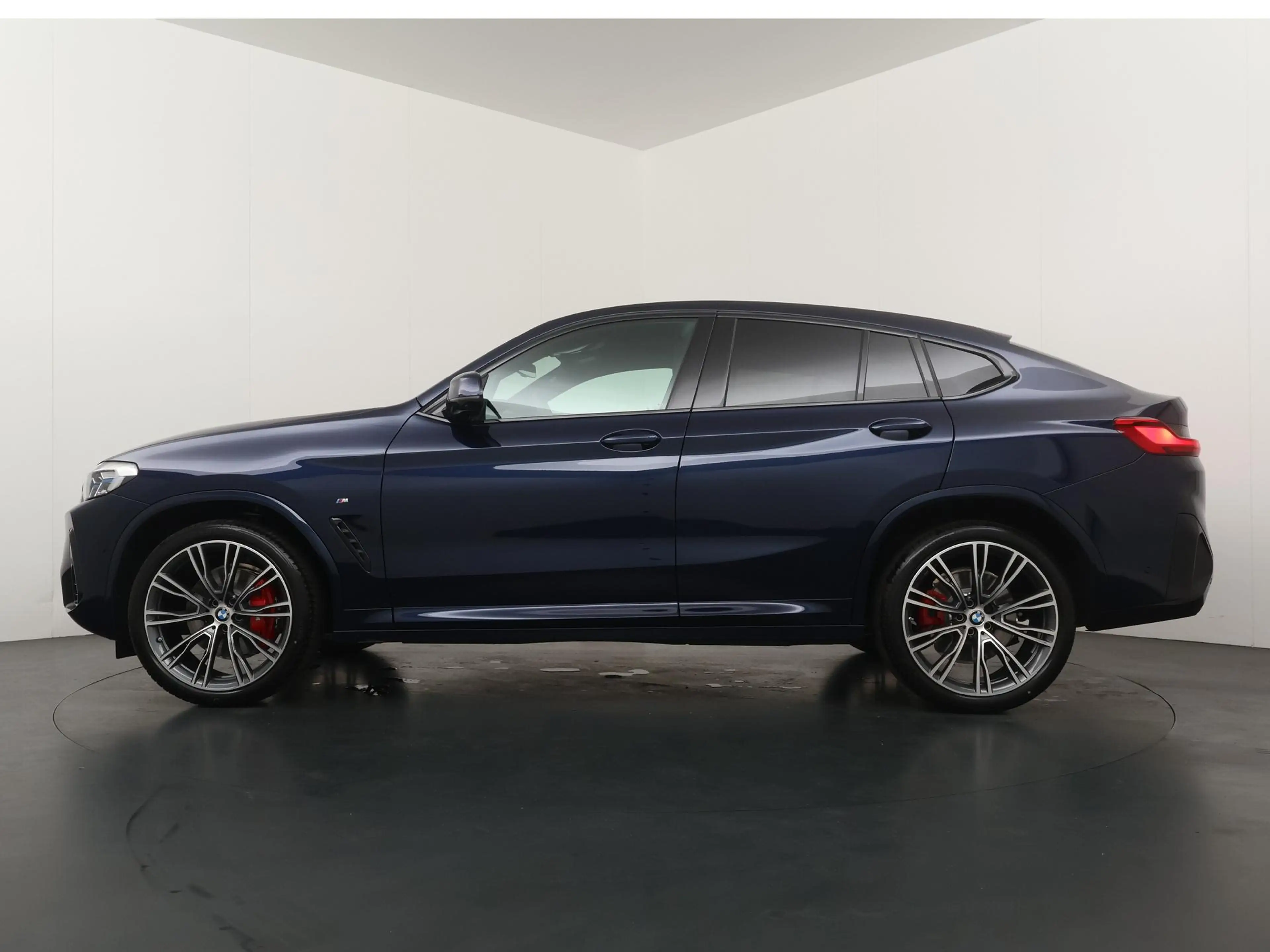 BMW X4 xDrive20i Business Edition Plus High Executive | S — photo 12
