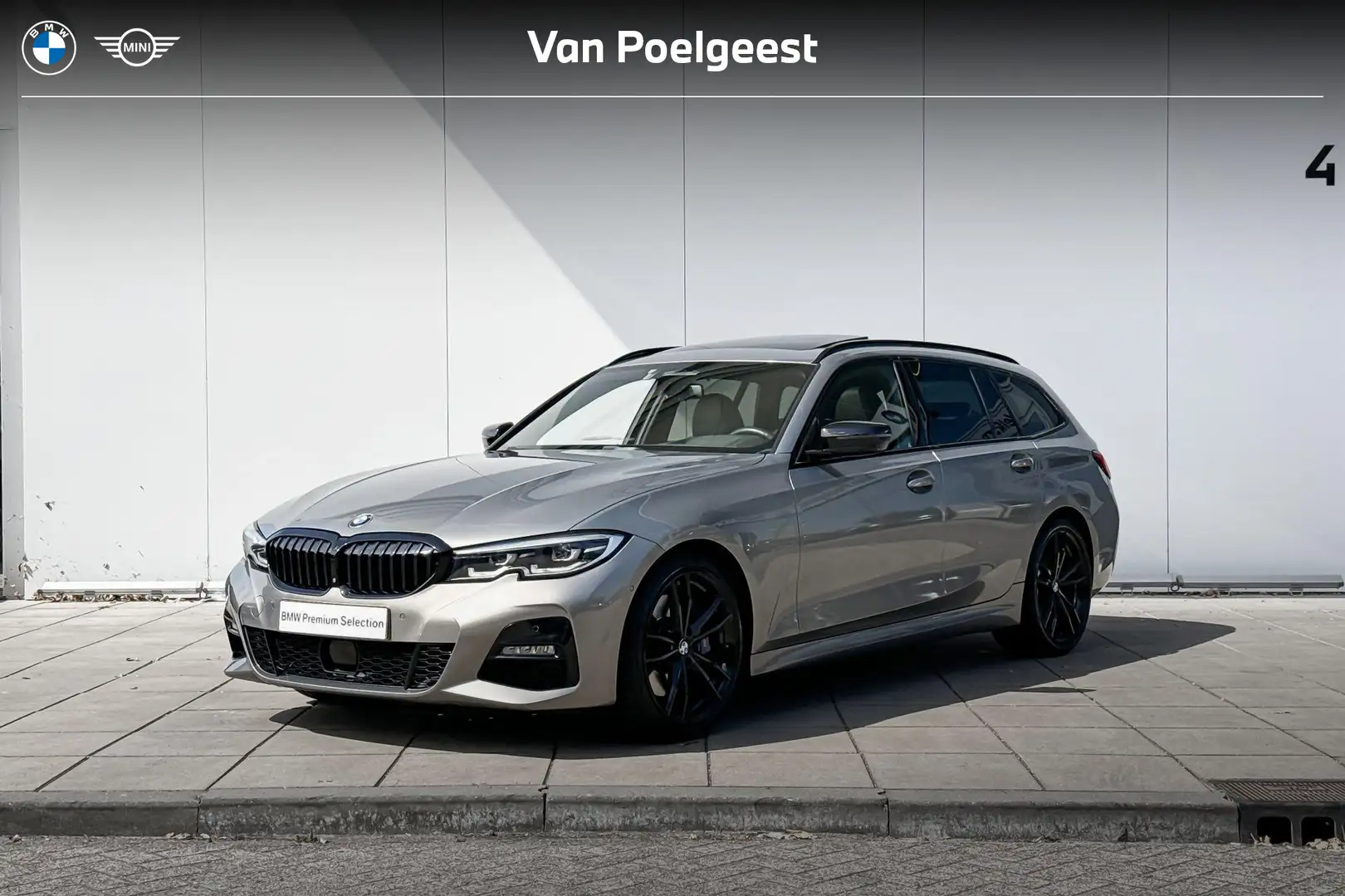 BMW 330 3 Serie Touring 330i High Executive M-Sport Harman Grijs - 1