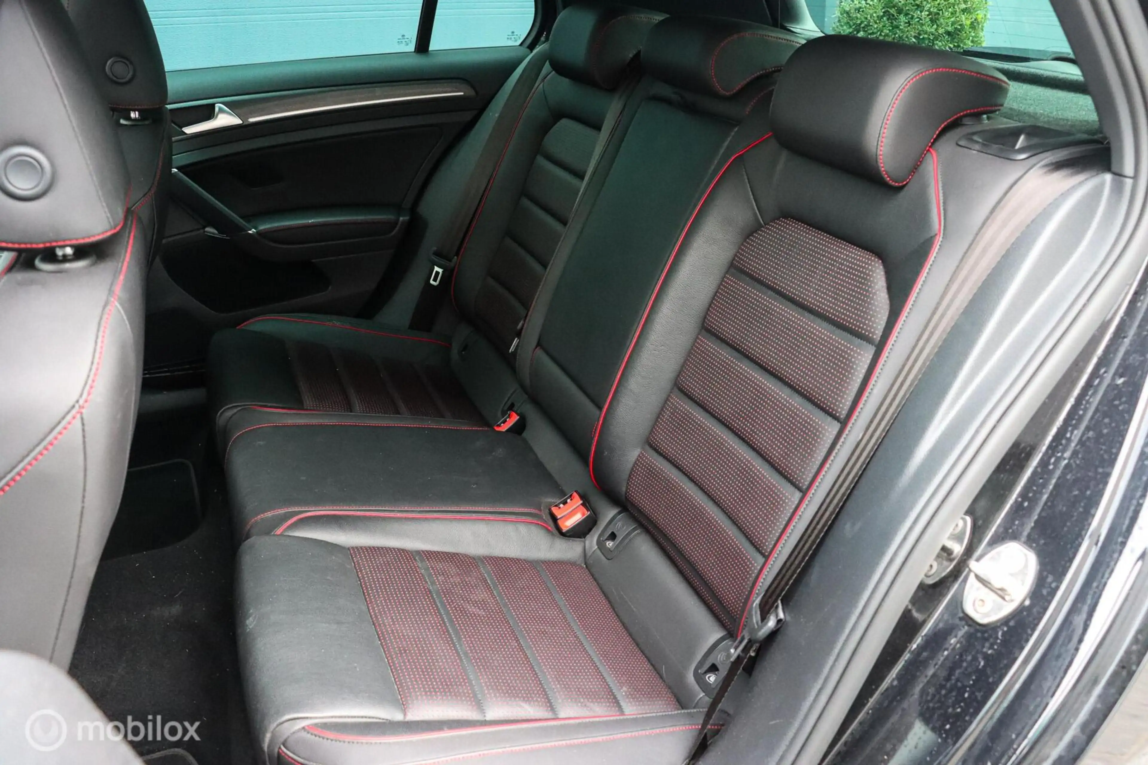 Volkswagen Golf GTI 2.0 TSI Performance|LEDER|PANO|DYNAUDIO|CAMERA|KEY — photo 7