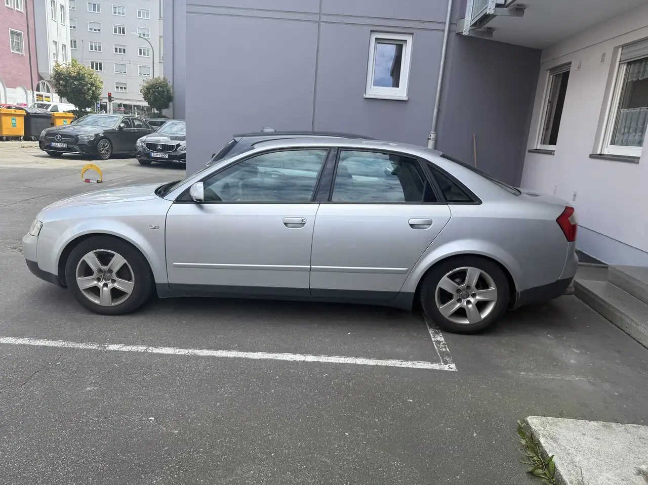 Audi A4 2.0, foto 2