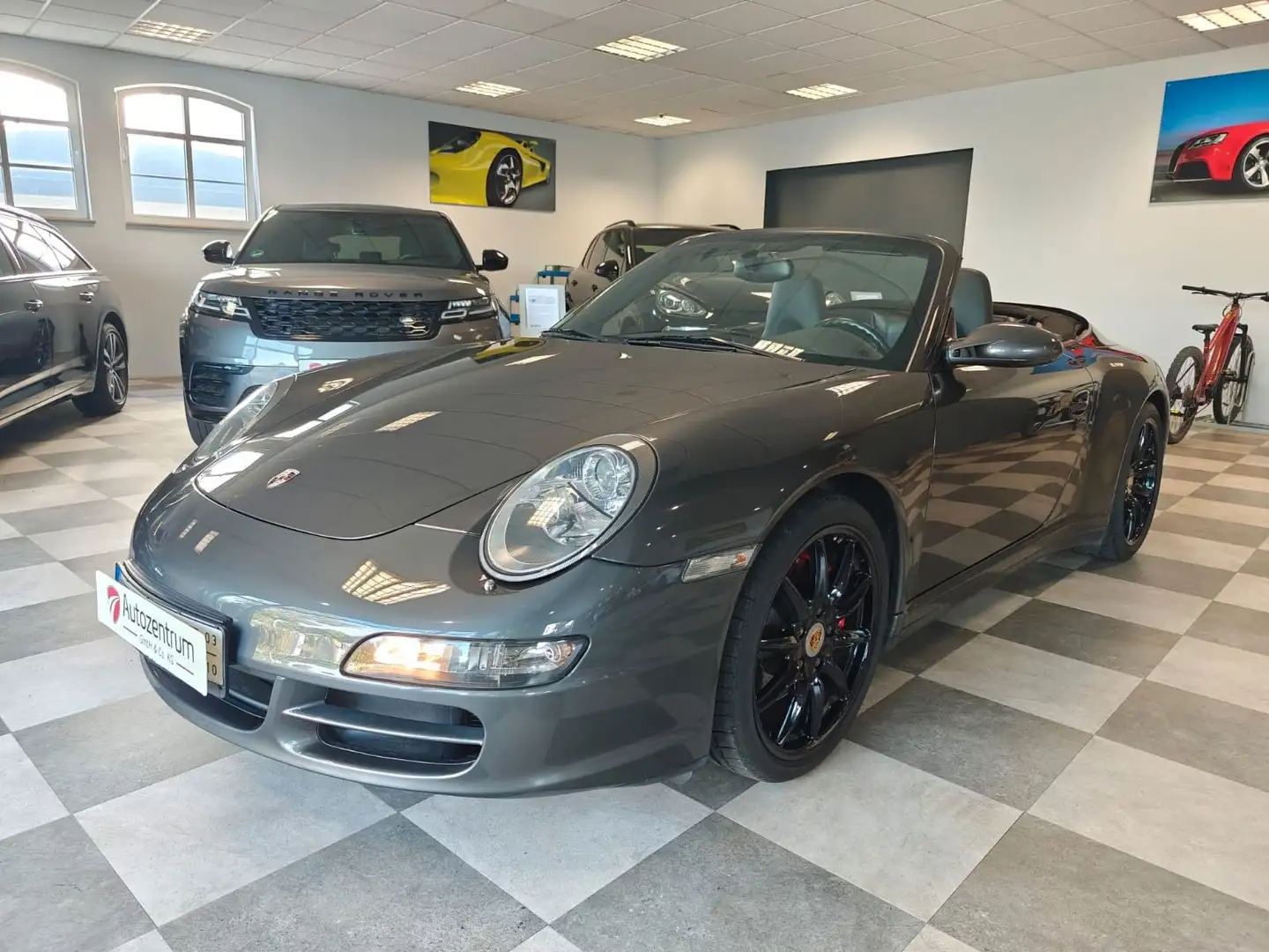 Porsche 911 997 Carrera 4S Cabrio Grau - 1
