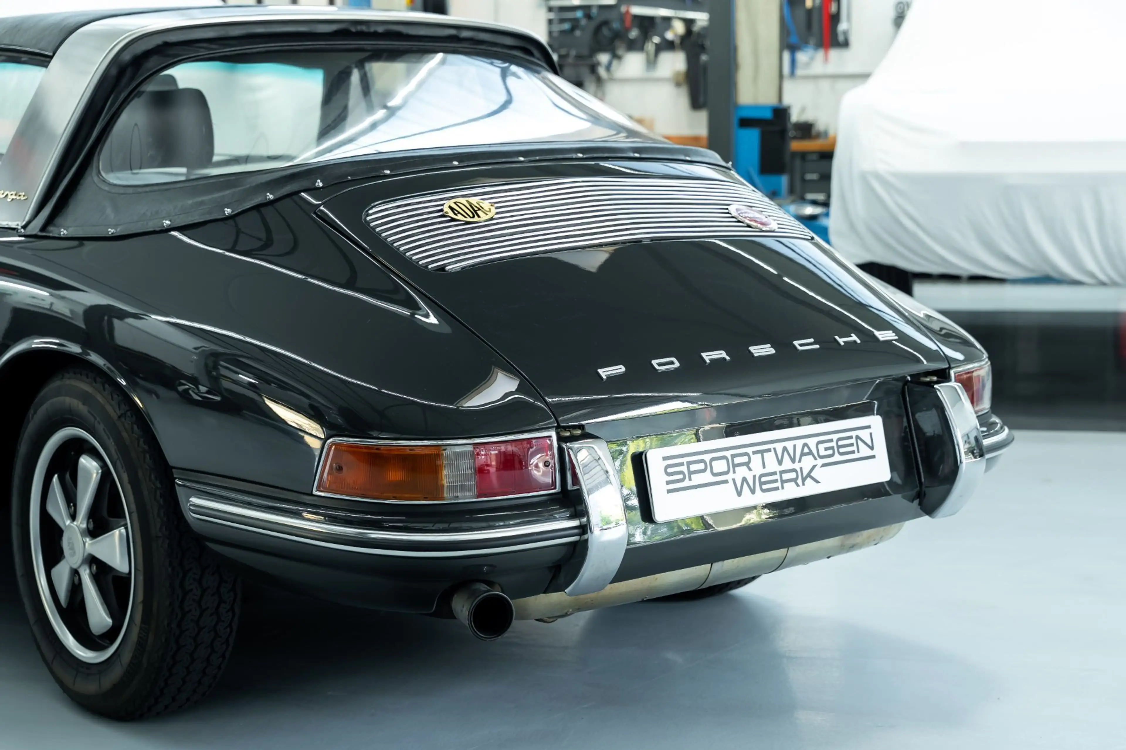 Porsche 911 911 T Targa — photo 12