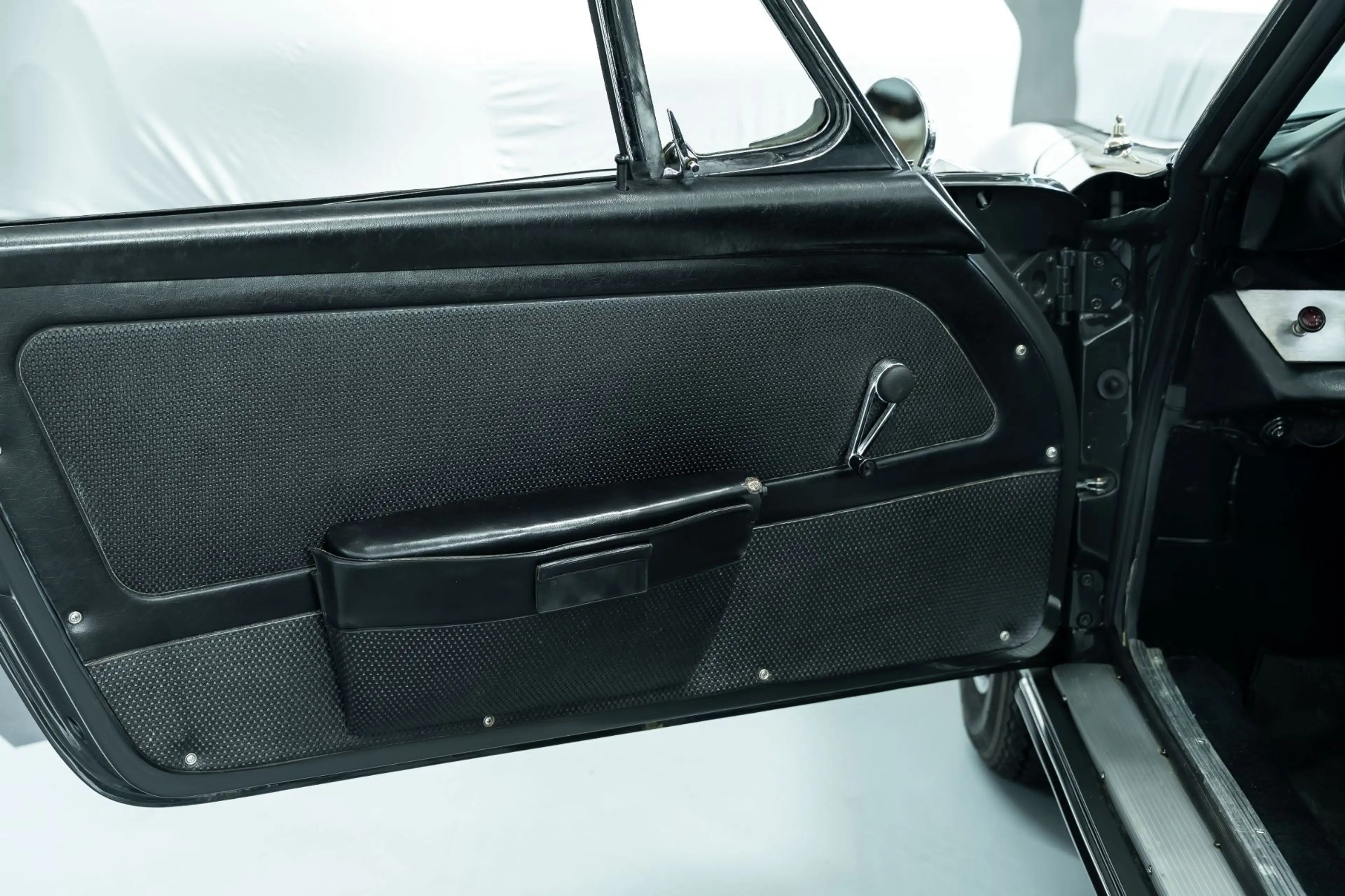 Porsche 911 911 T Targa — photo 15