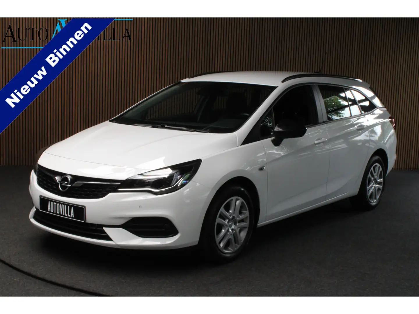 Opel Astra Sports Tourer 1.2 T Navi Airco Stoel & stuurverw. Blanco - 1