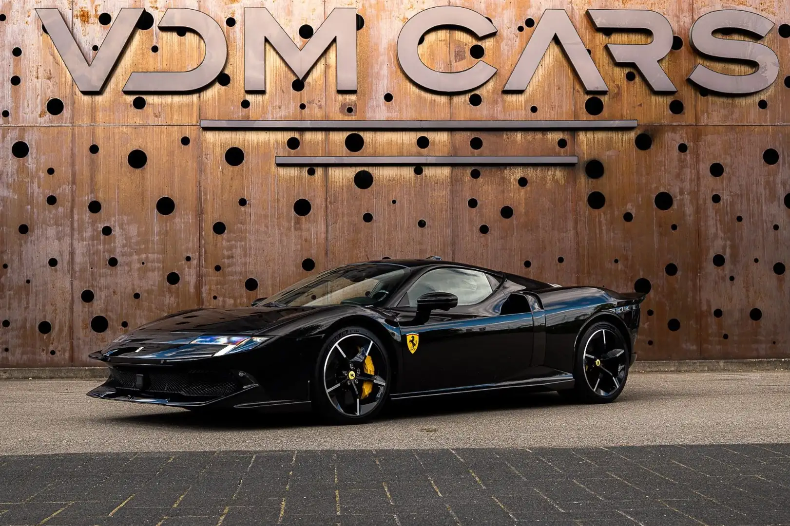 Ferrari Testarossa 849 Testarossa *STOCK*AVAILABLE*CARBON* Schwarz - 1