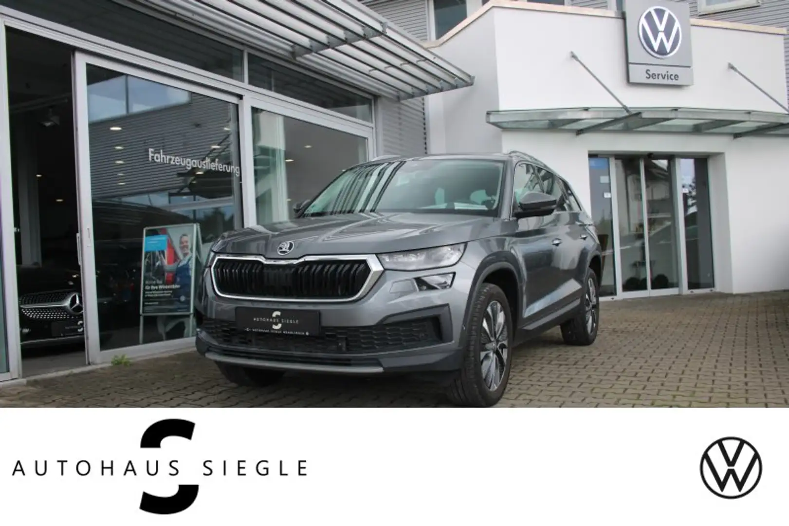 Skoda Kodiaq 2.0 TDI Tour 4x4 DSG Navi LED ACC Standheizung AHK Grau - 1