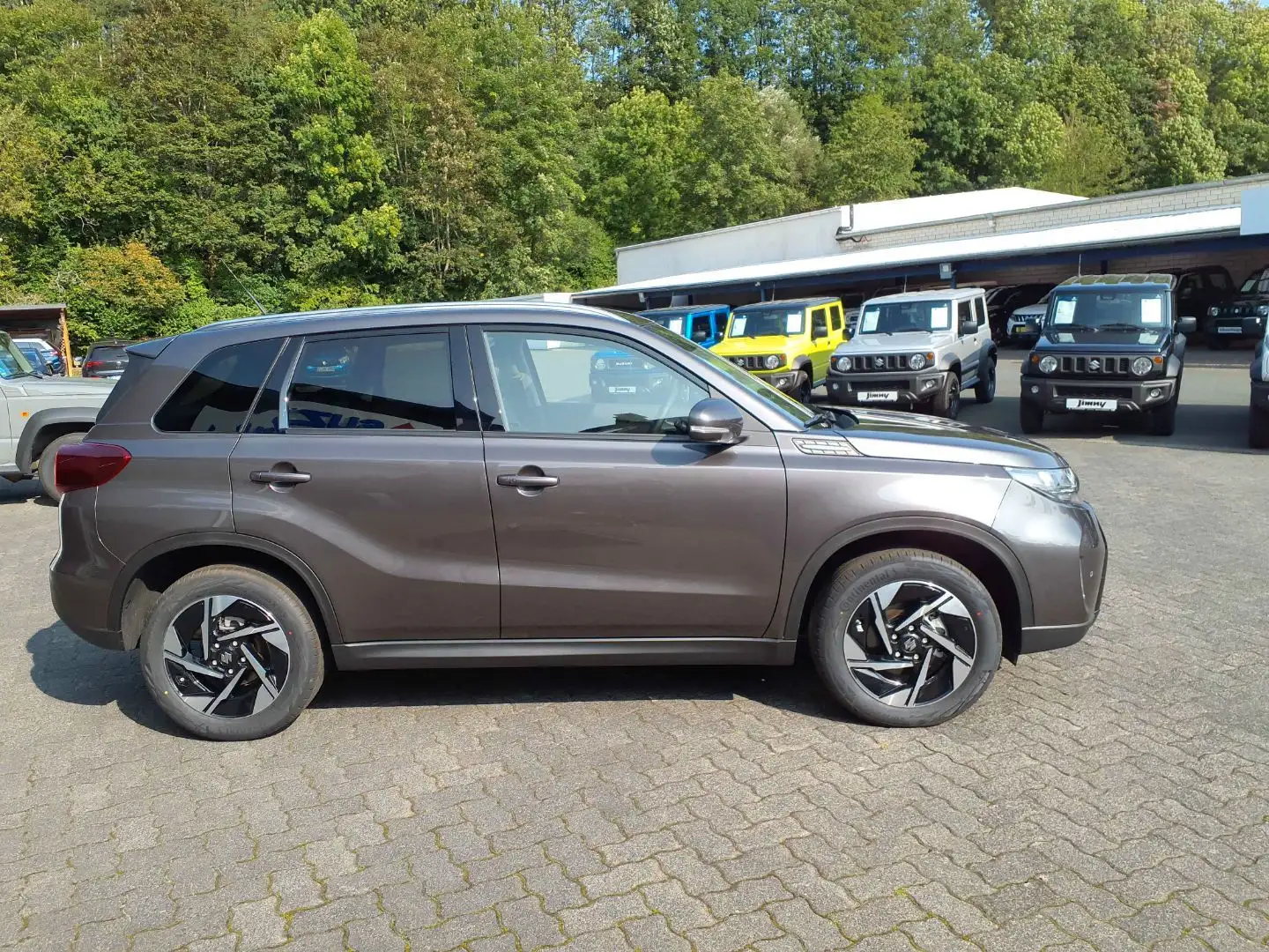 Suzuki Vitara 1,4 4x4 Comfort+ Hybrid*6 Jahre Garantie* Gris - 2