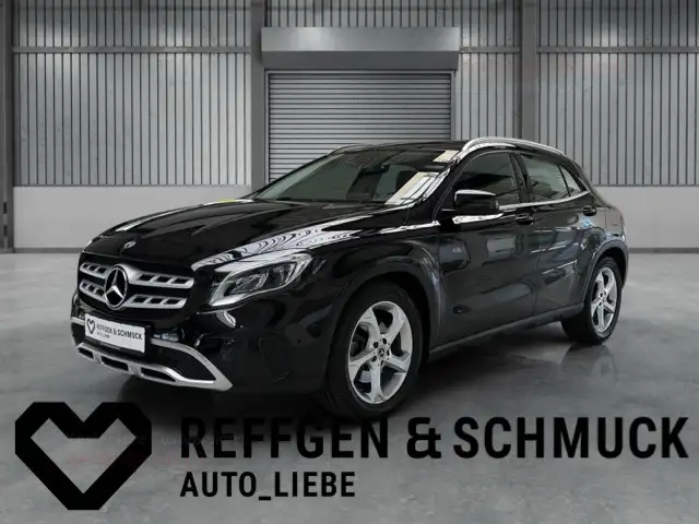 Mercedes-Benz GLA 250 URBAN AUTOMATIK+KLIMA+NAVI+LED+PANO+TÜV+
