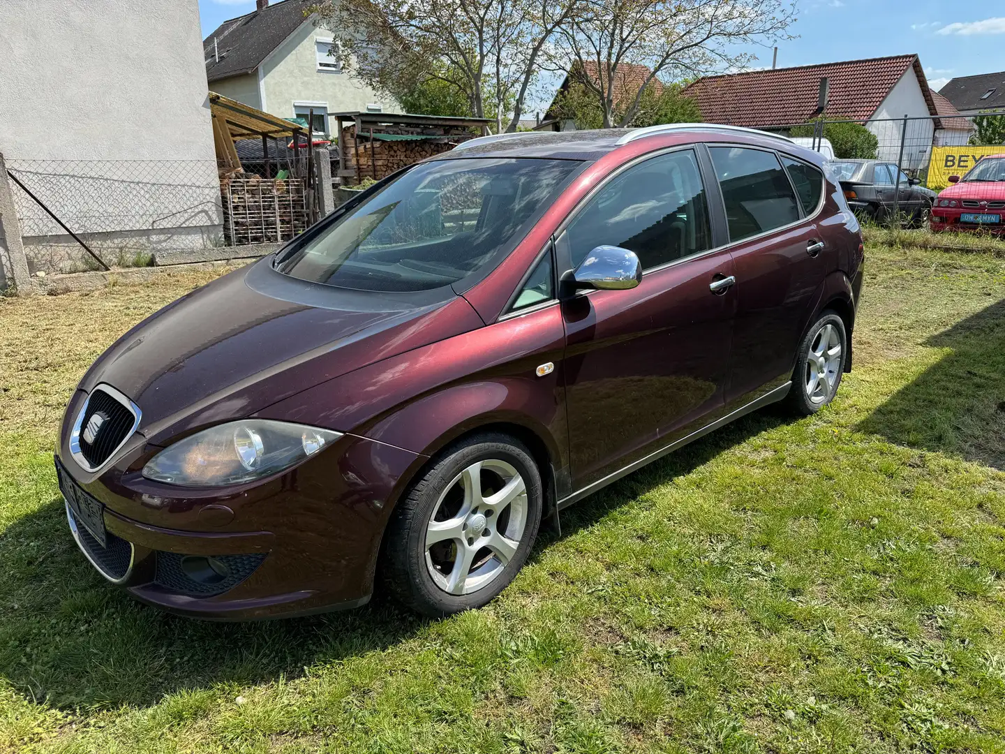 SEAT Altea XL 1,9TDI DSG Rosso - 2