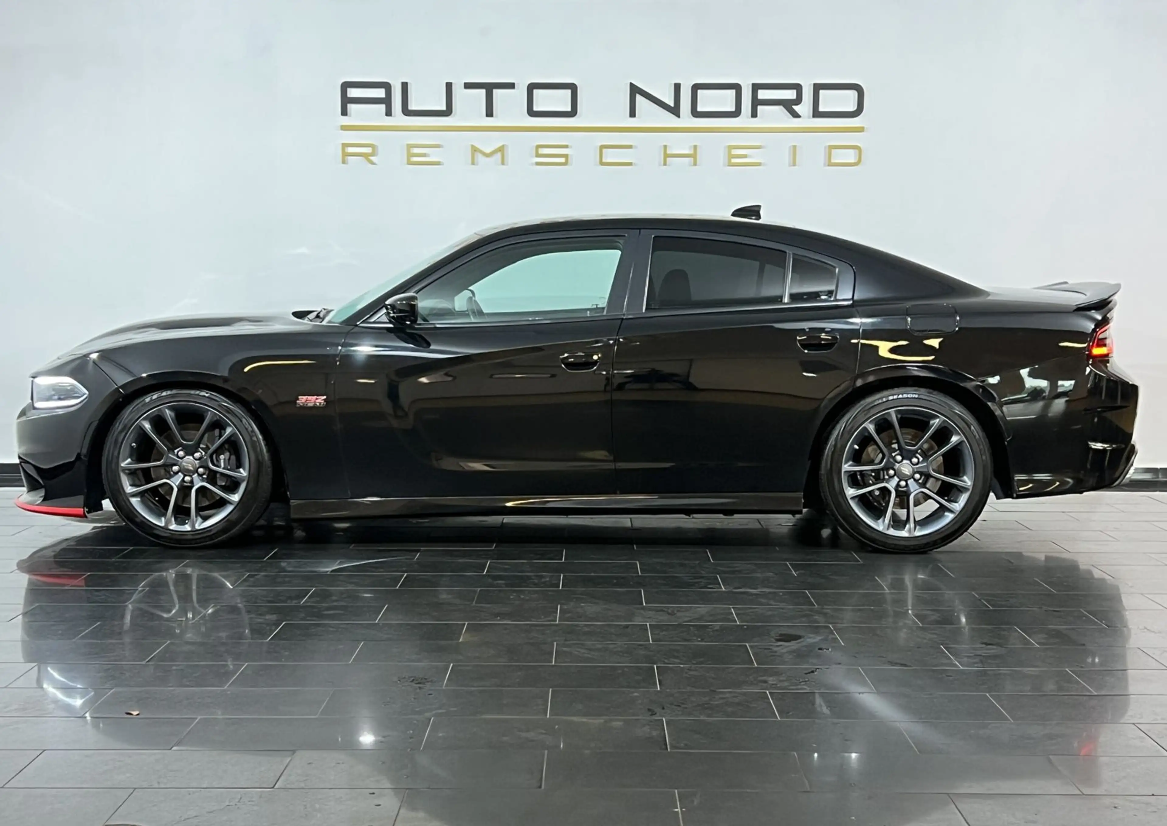 Dodge Charger 6.4 HEMI R/T *Kamera*Alpine*Navi*2.H* — photo 10