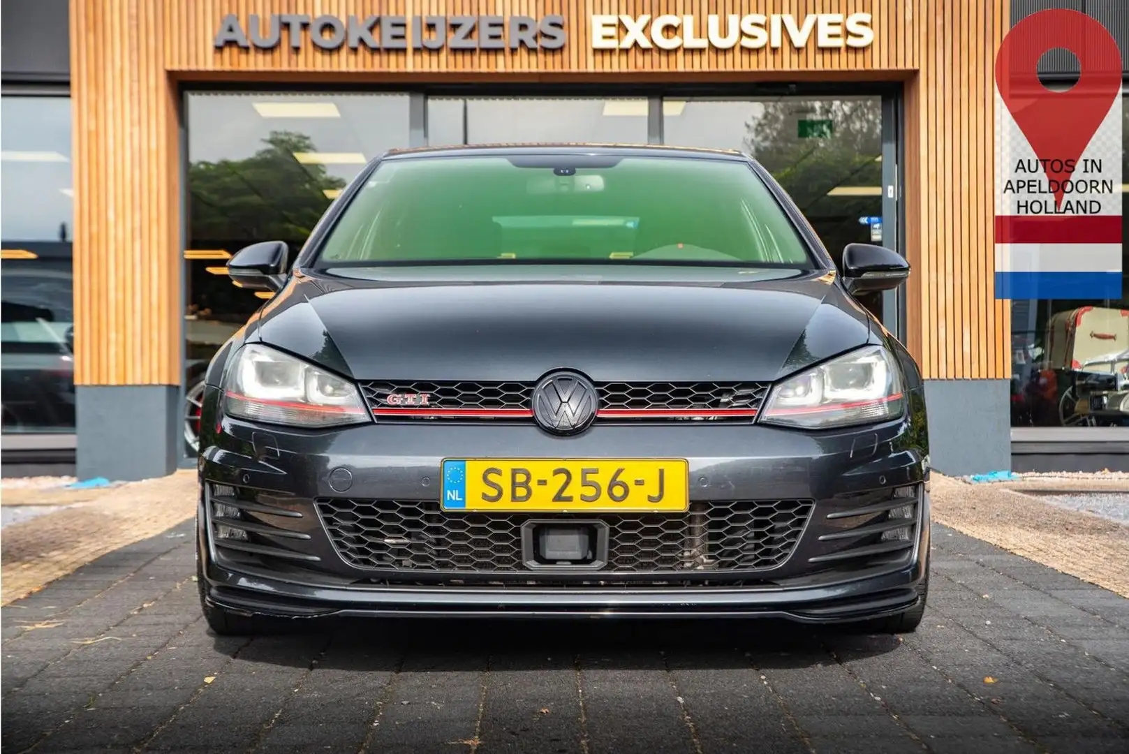 Volkswagen Golf 2.0 TSI GTI Virtueel cockpit Adapt. cruise Schwarz - 2