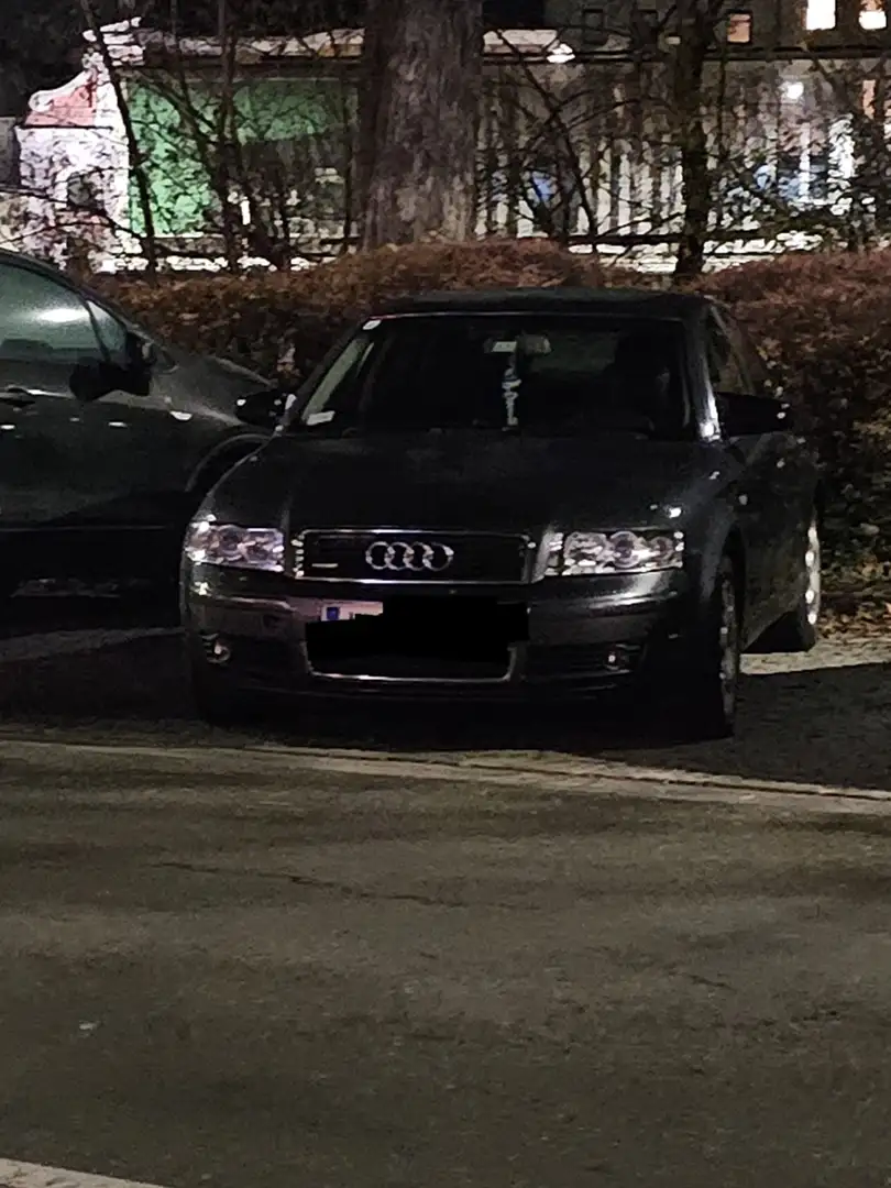 Audi A4 2.5 TDI multitronic - 1