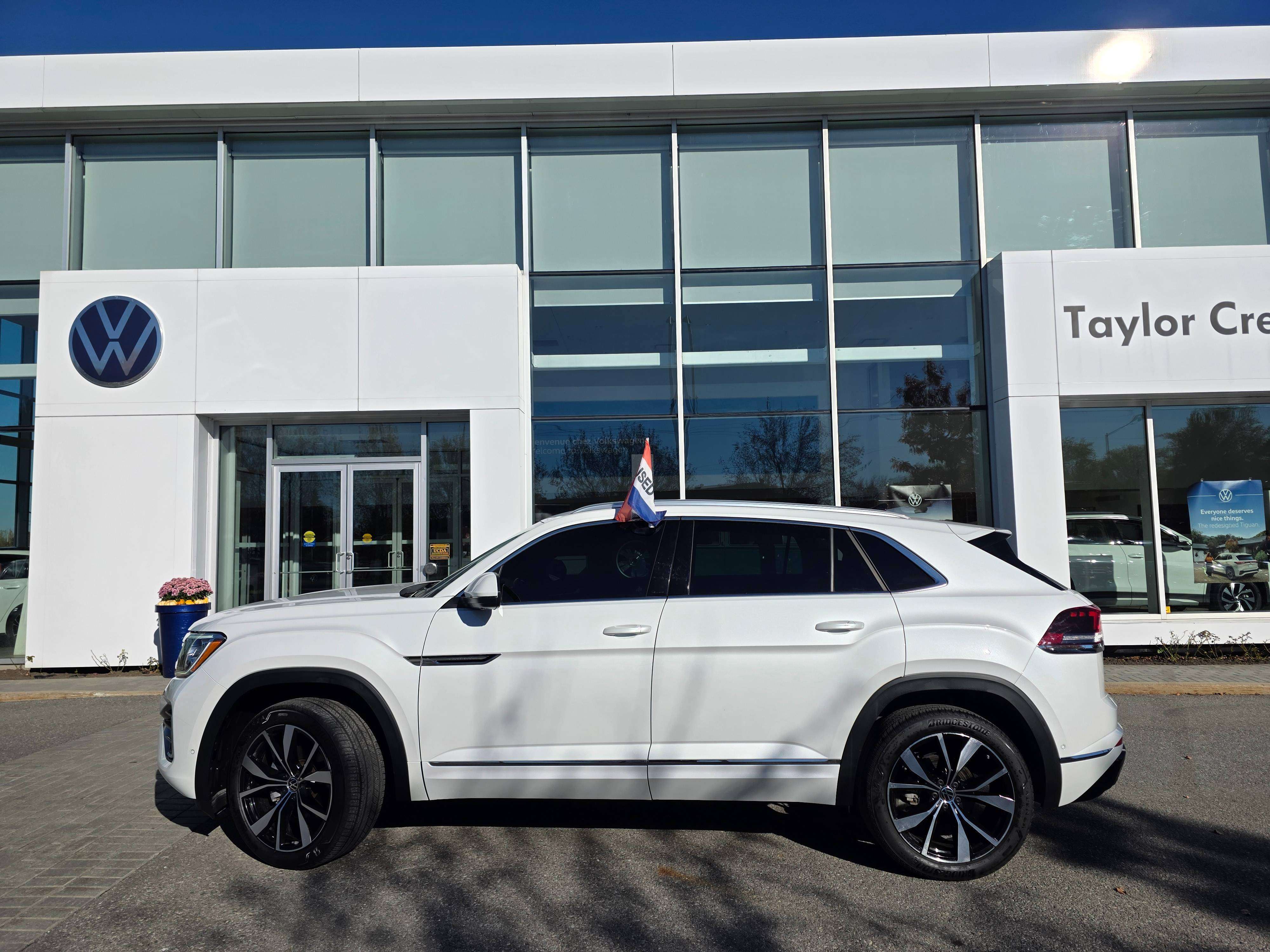 2024 Volkswagen Atlas Cross Sport