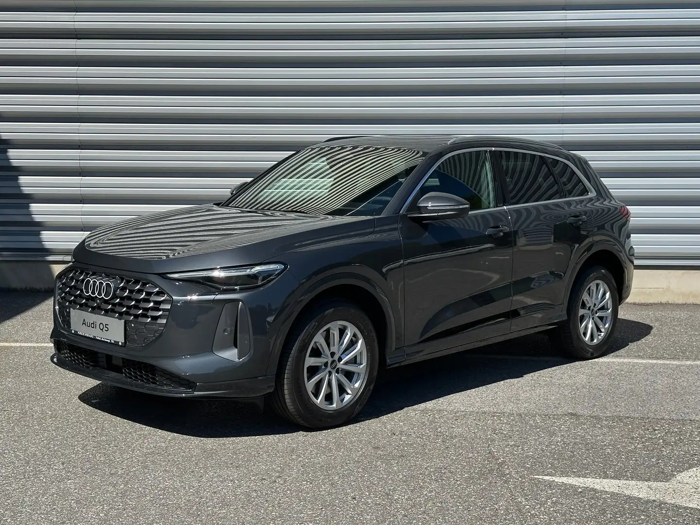 Audi Q5 SUV TDI quattro 150 kW Grau - 1