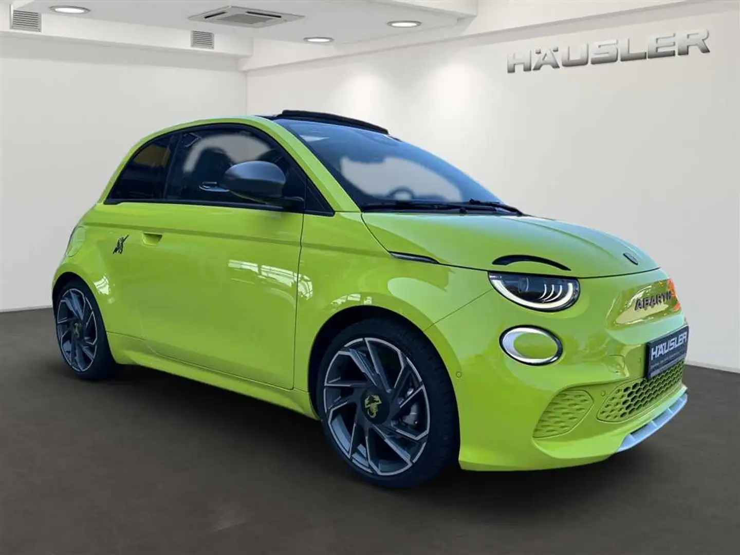 Abarth 500C -e TURISMO 155PS Navi RFK SHZ Alcantara Grün - 2