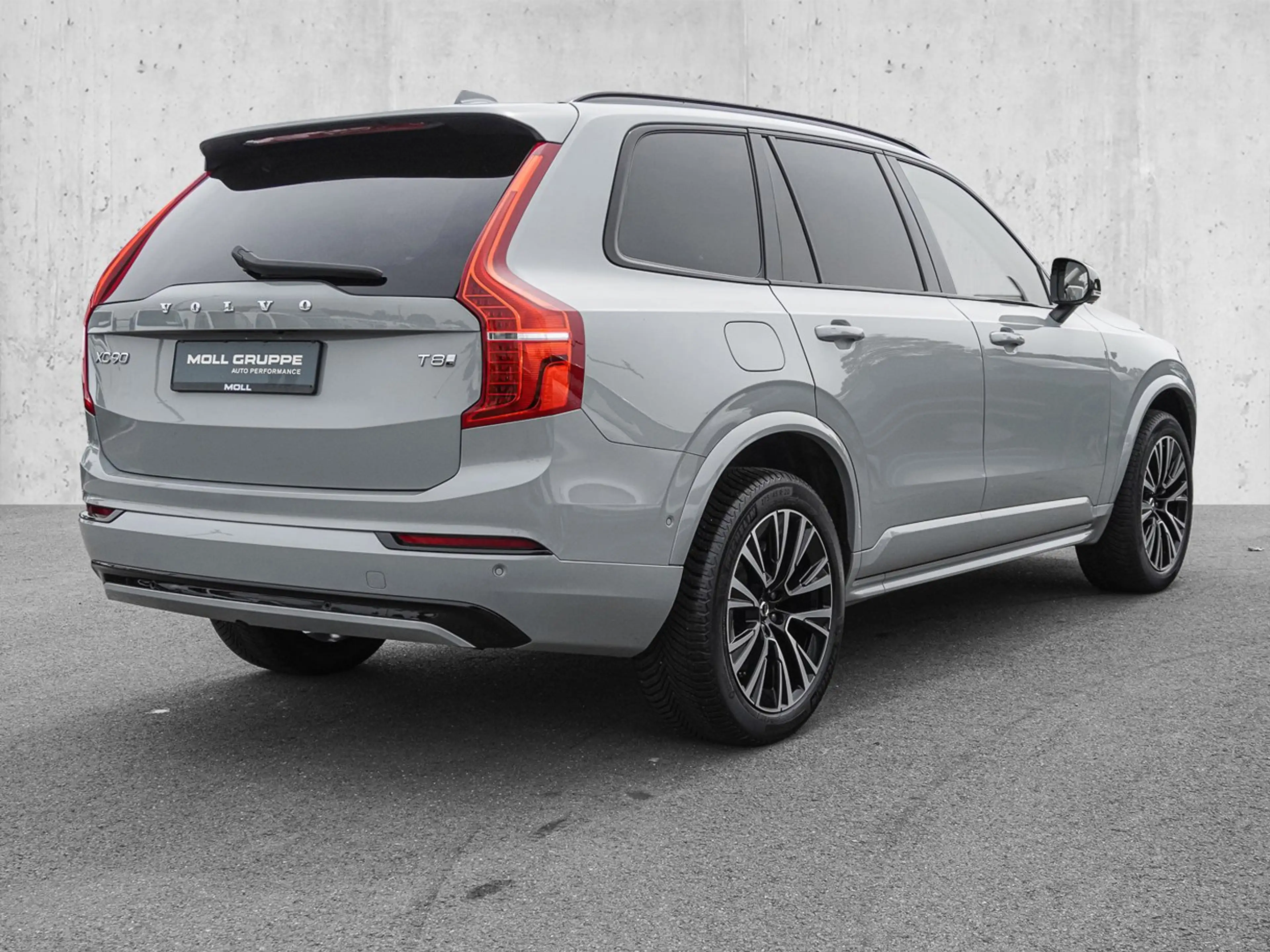 Volvo XC90 T8 AWD Plus Dark Plug-in Hybrid PANO AHK H&K — photo 4