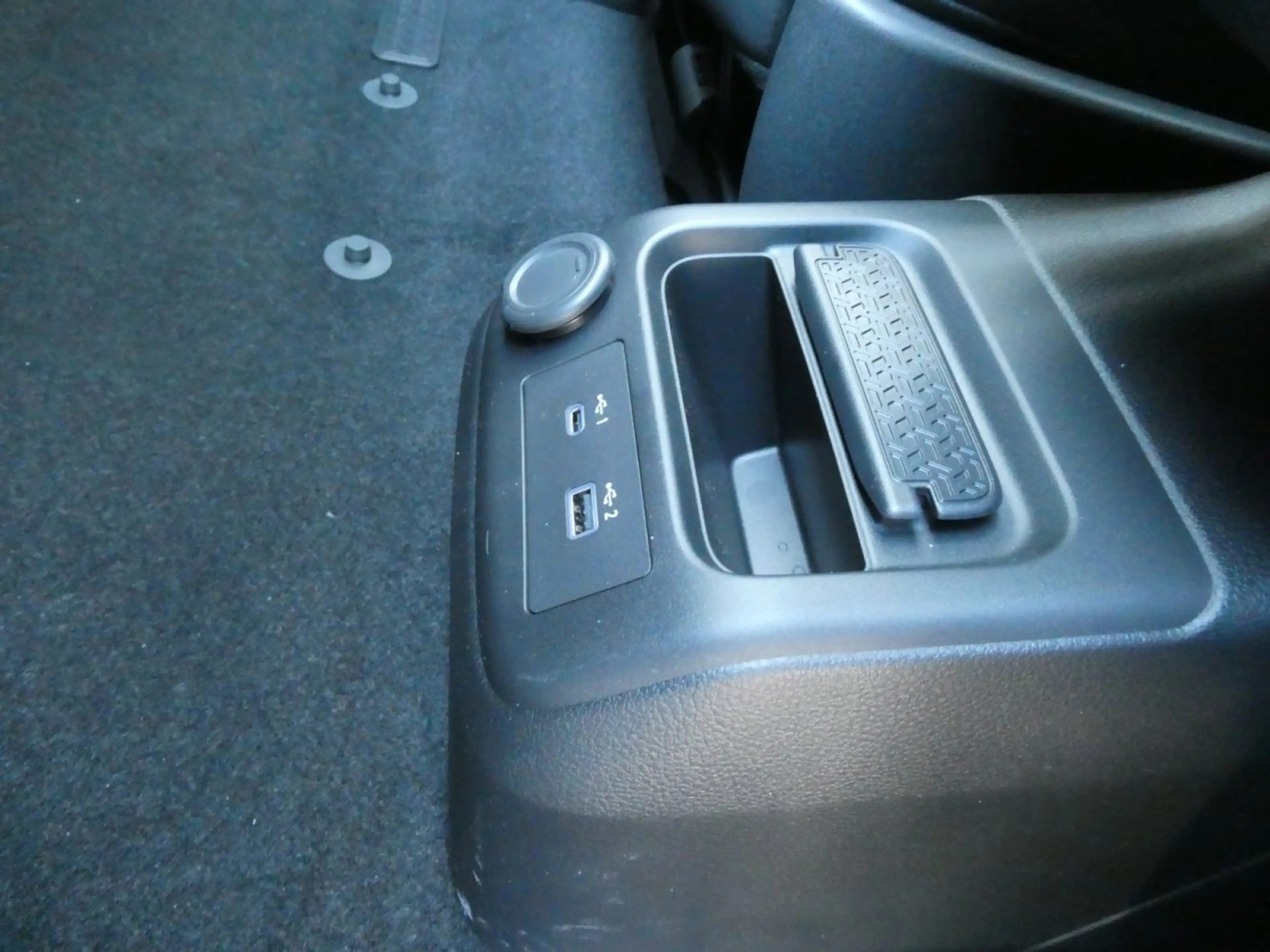 Nissan Ariya Evolve Pack 87kWh*Leder*Pano*Tech Pack* — photo 12