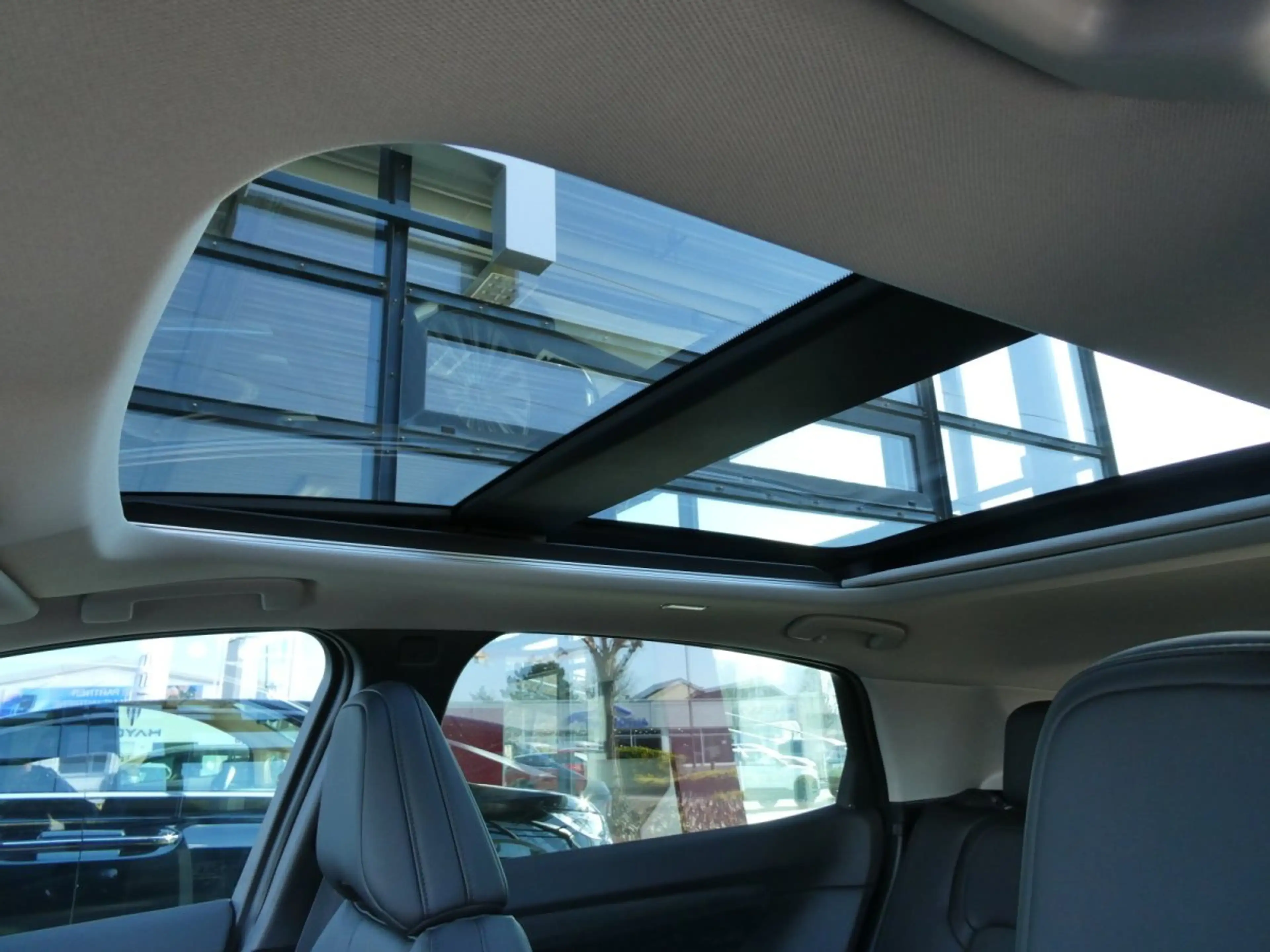 Nissan Ariya Evolve Pack 87kWh*Leder*Pano*Tech Pack* — photo 15
