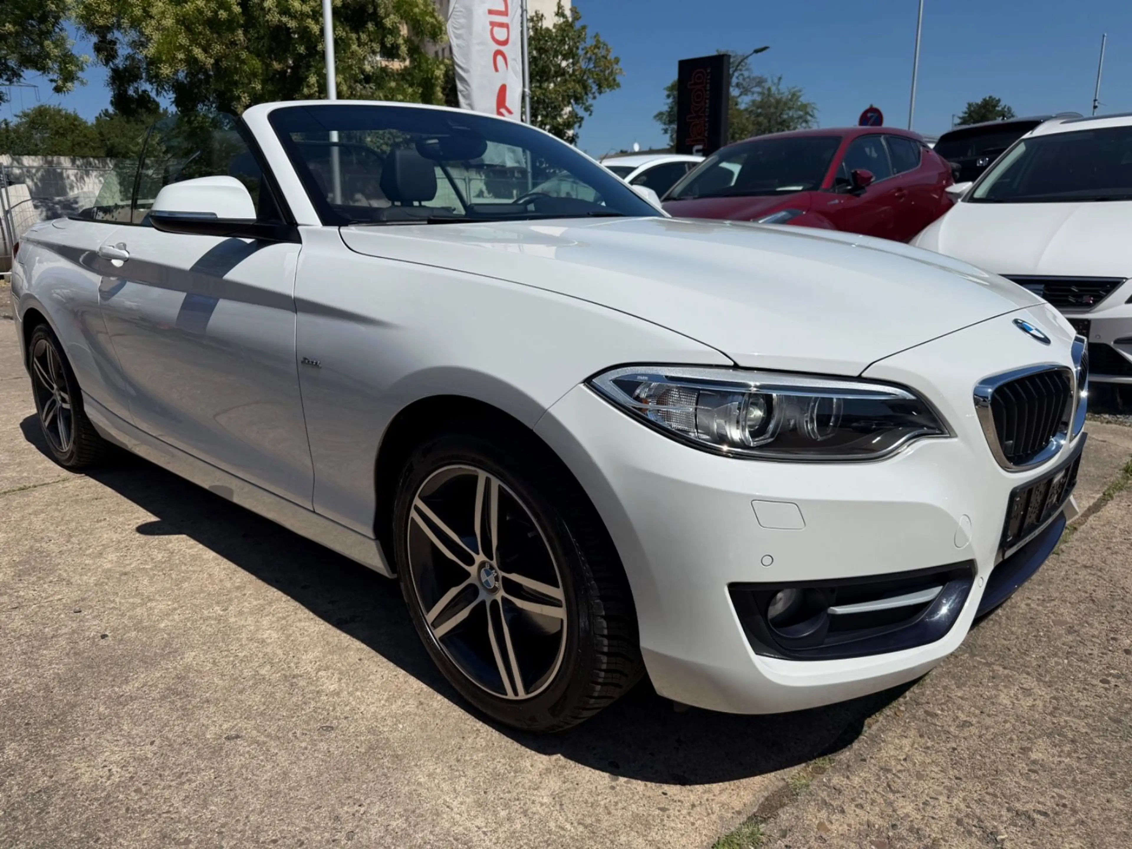 BMW 220 2 Cabrio 220 i Sport Line+PDC+LEDER+SITZHEIZ