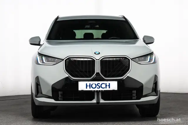 BMW X3 view 2
