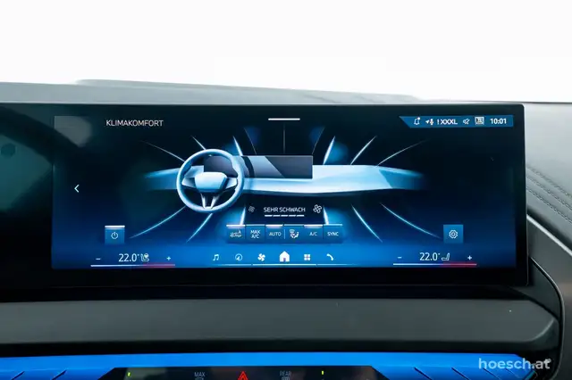 BMW X3 view 14