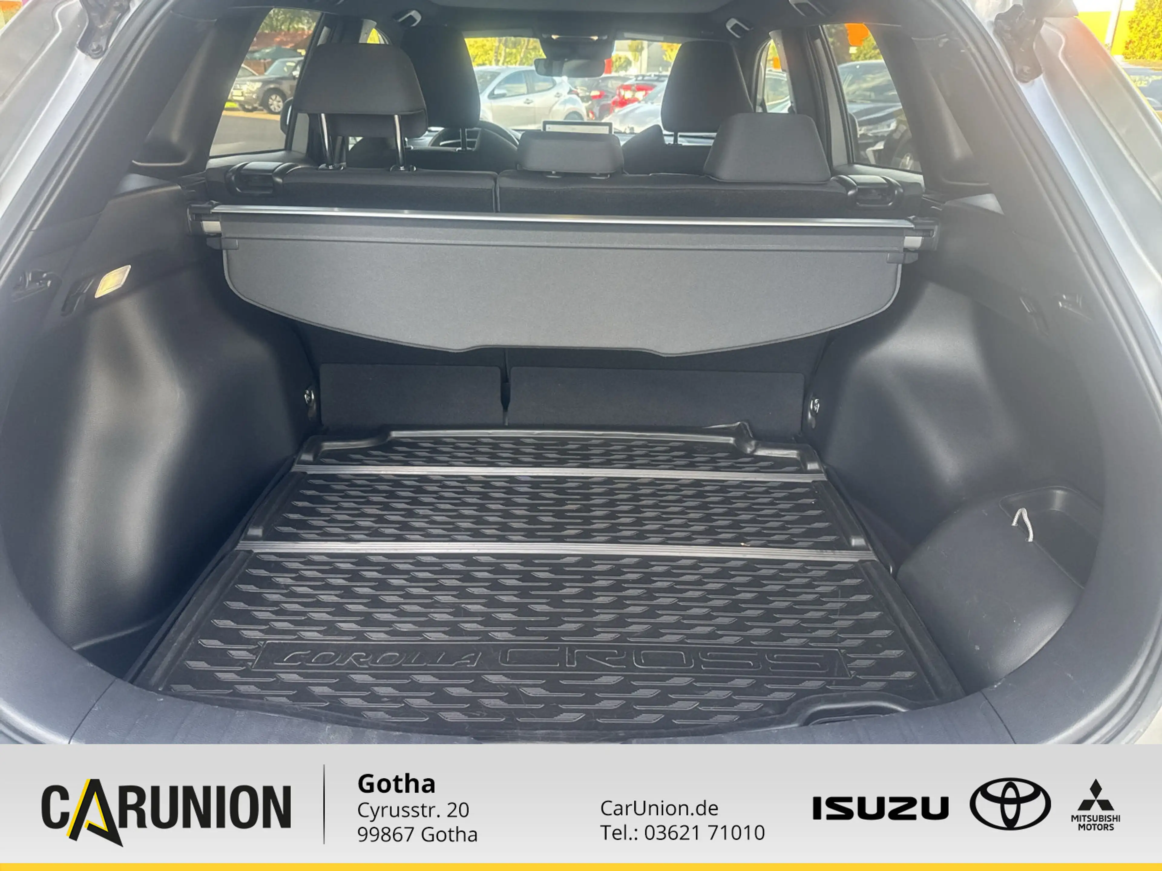 Toyota Corolla Cross 2,0 Hybrid, Team D AWD — photo 14