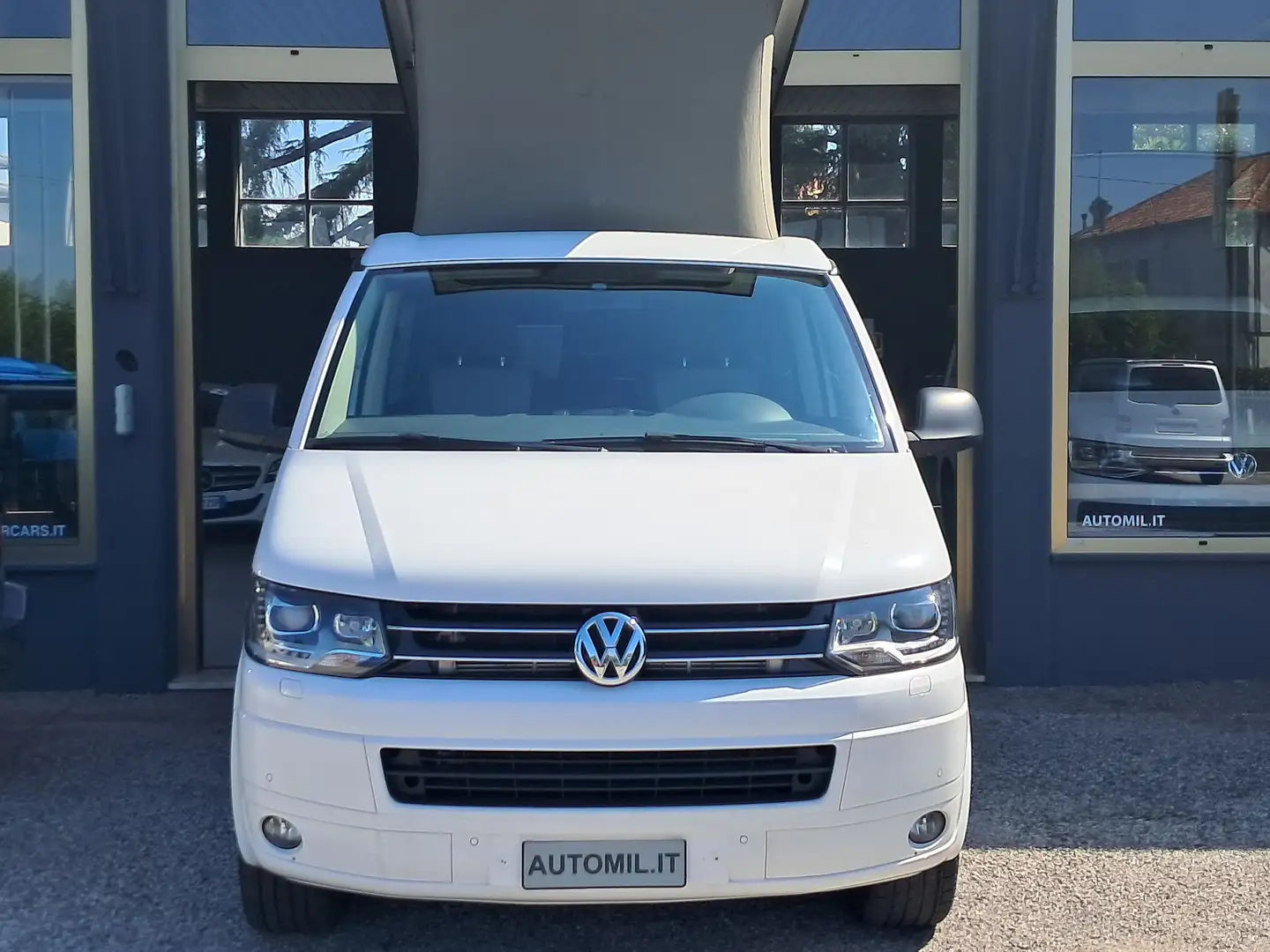 Volkswagen T5 California BEACH 4MOTION 2.0 TDI 140 CV Wit - 1