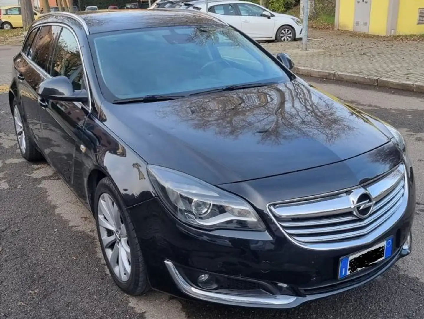Opel Insignia Sports Tourer 2.0 cdti Business 163cv auto Nero - 2
