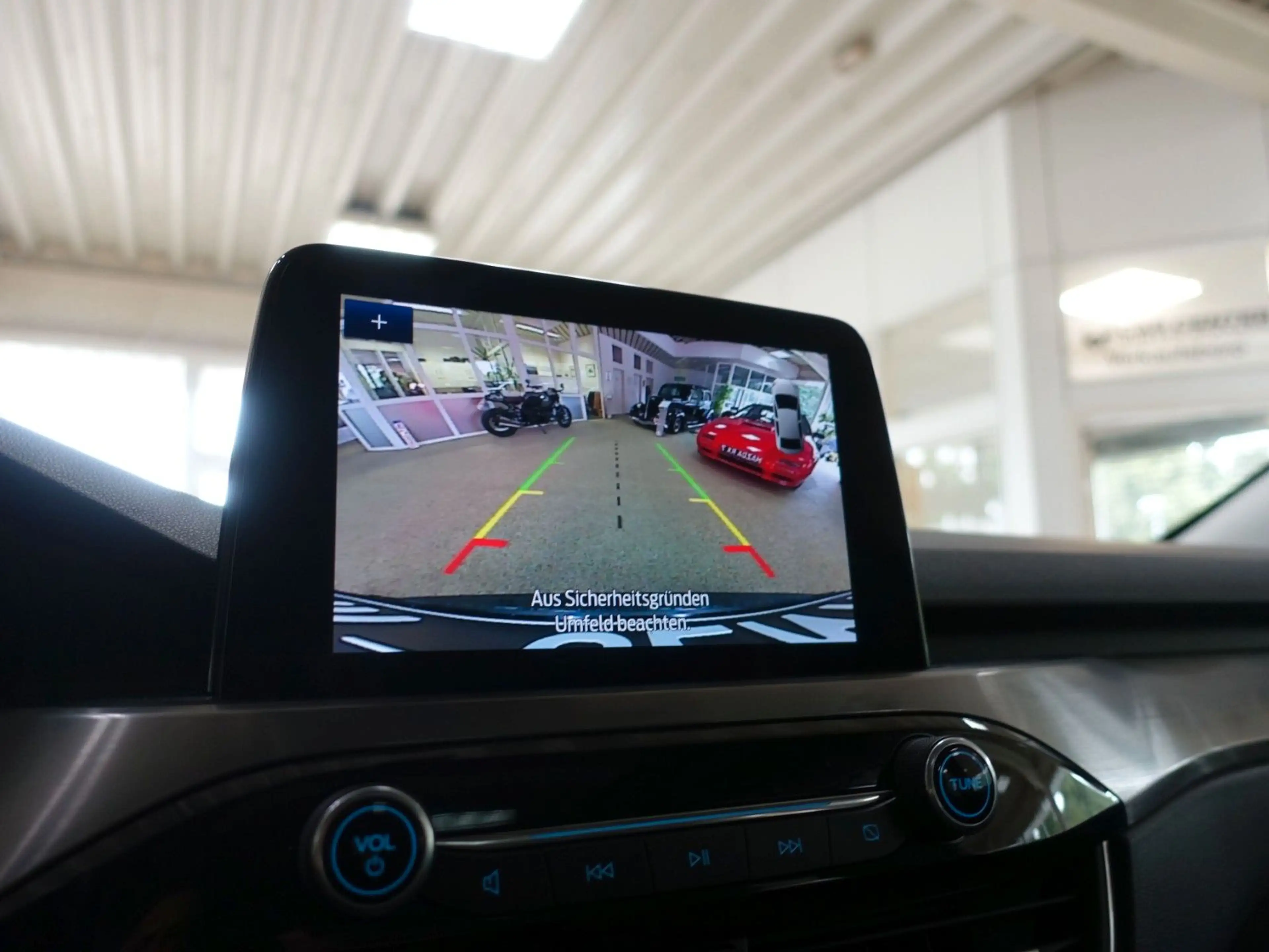 Ford Kuga Titanium EcoBlue TDCi; NAV LED PANO KAM AHK — photo 3