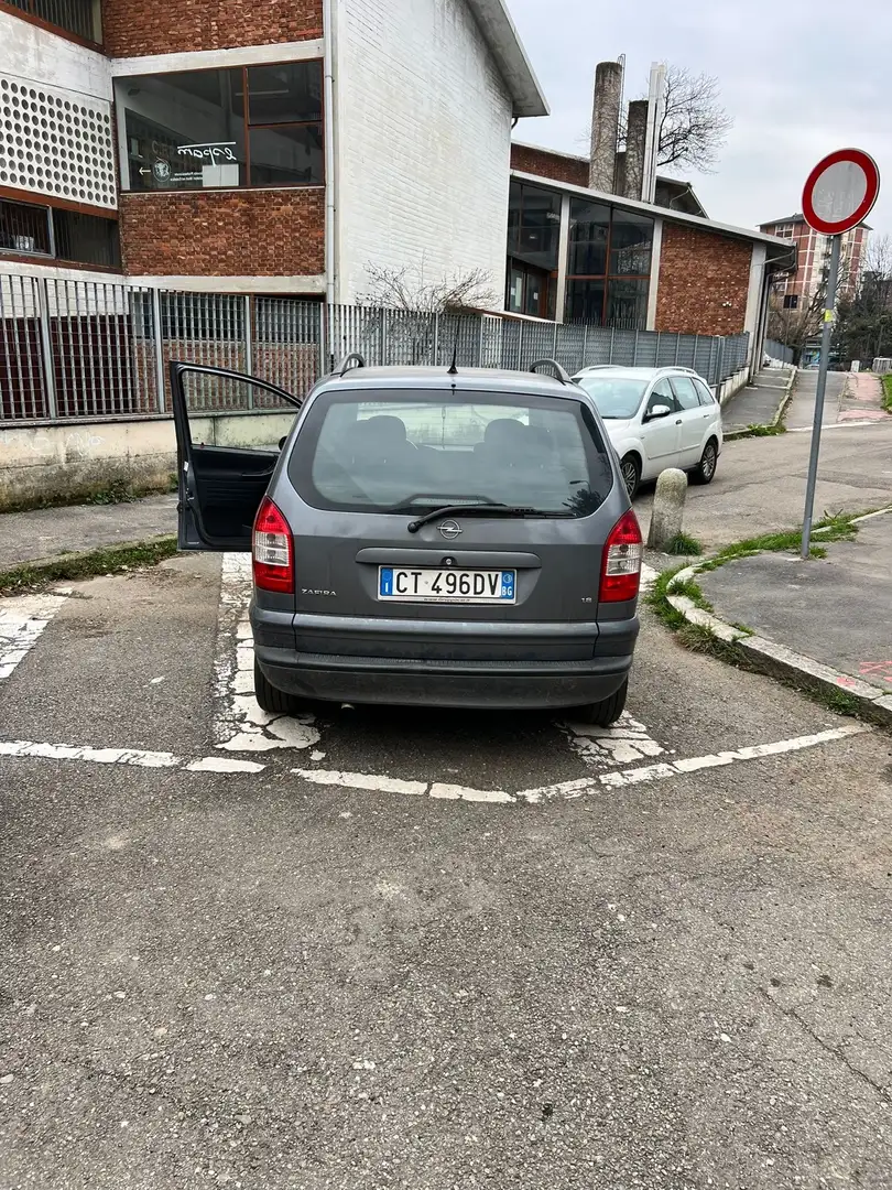 Opel Zafira 1.8 16v Elegance FL - 2