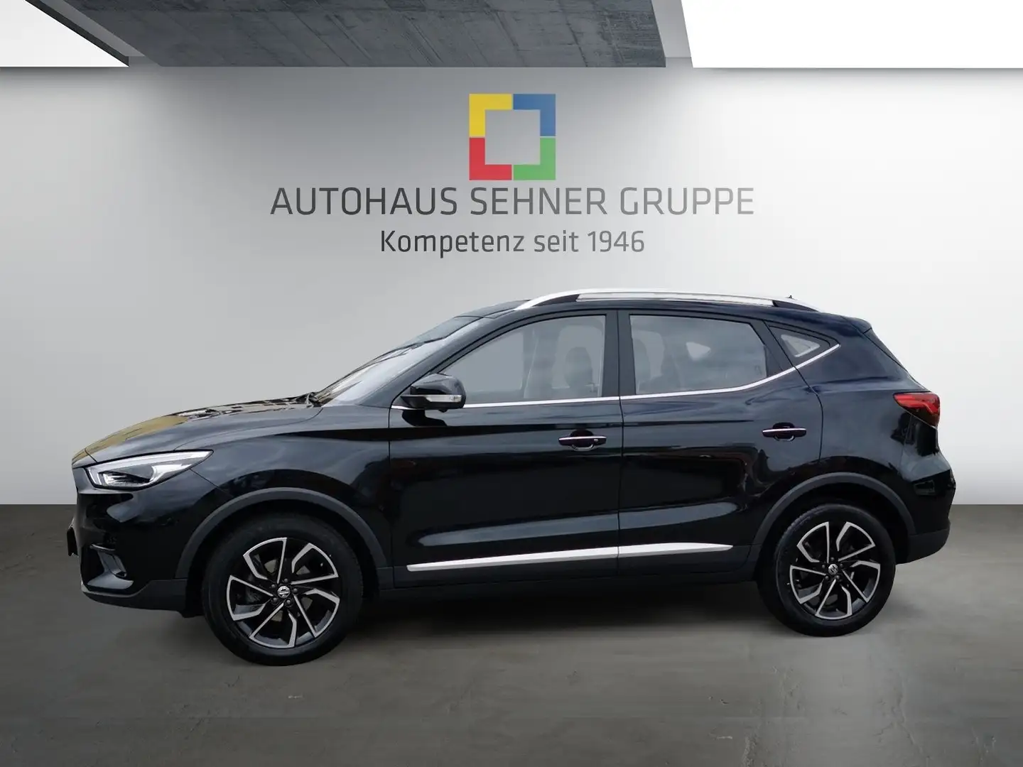 MG ZS Luxury 1.0T GDi Automatik 1.0T 6AT LUX +Navi Fekete - 2