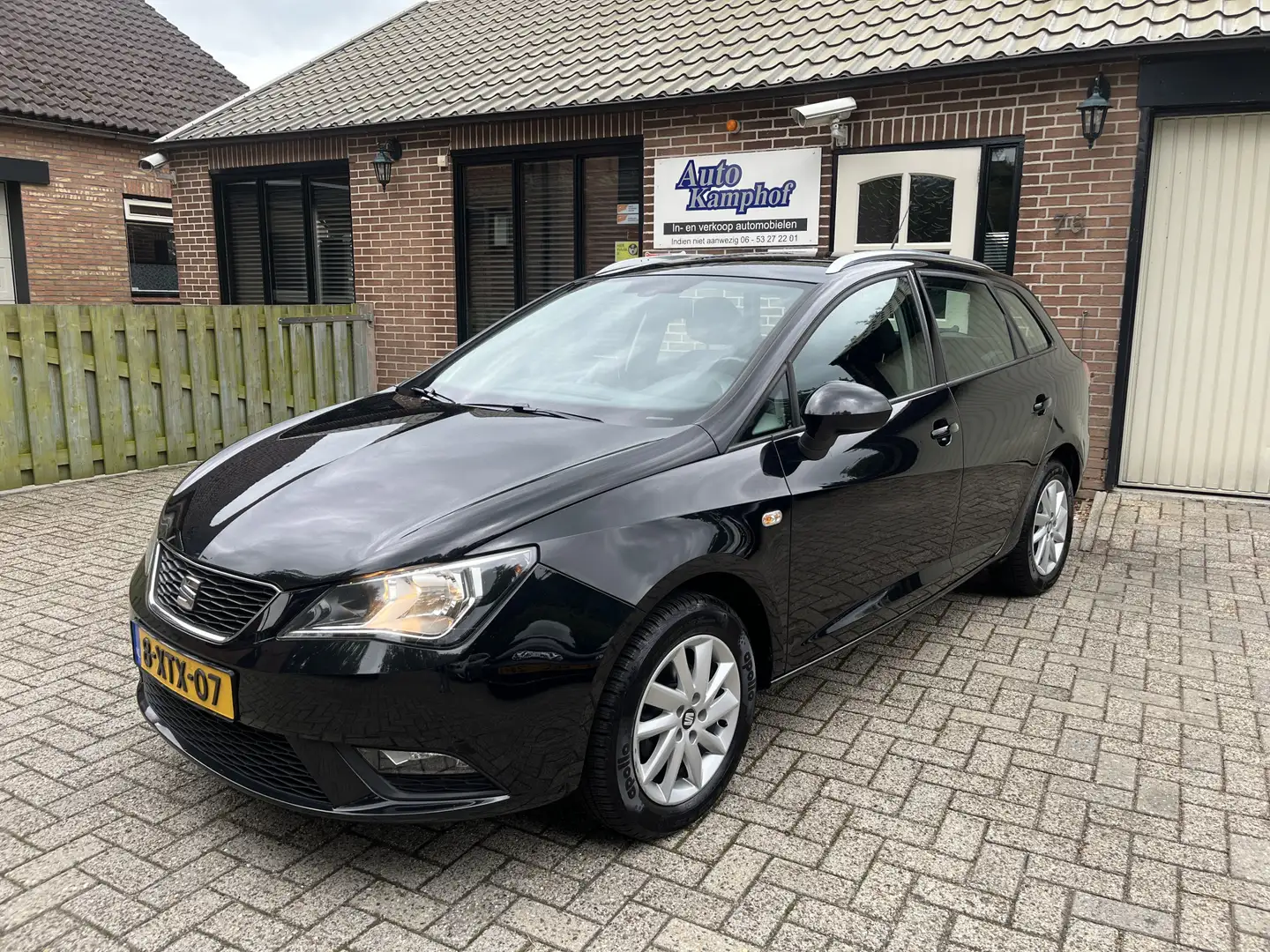 SEAT Ibiza ST 1.2 TSI Style Dynamic Navigatie Schwarz - 2