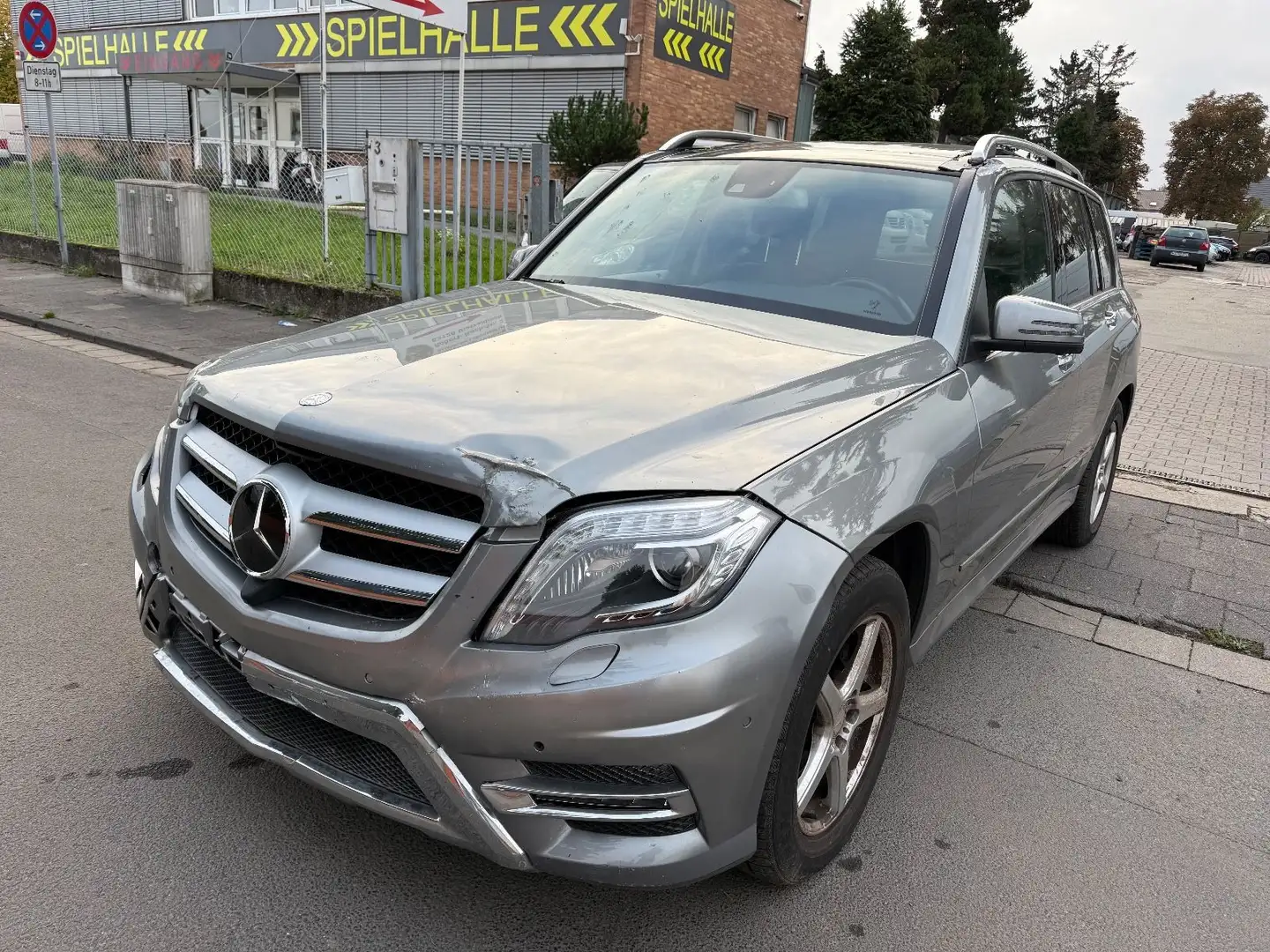 Mercedes-Benz GLK 250 4MATIC DISTR/AMG-EXT/PANO/MEMORY/180*KAM Grau - 1