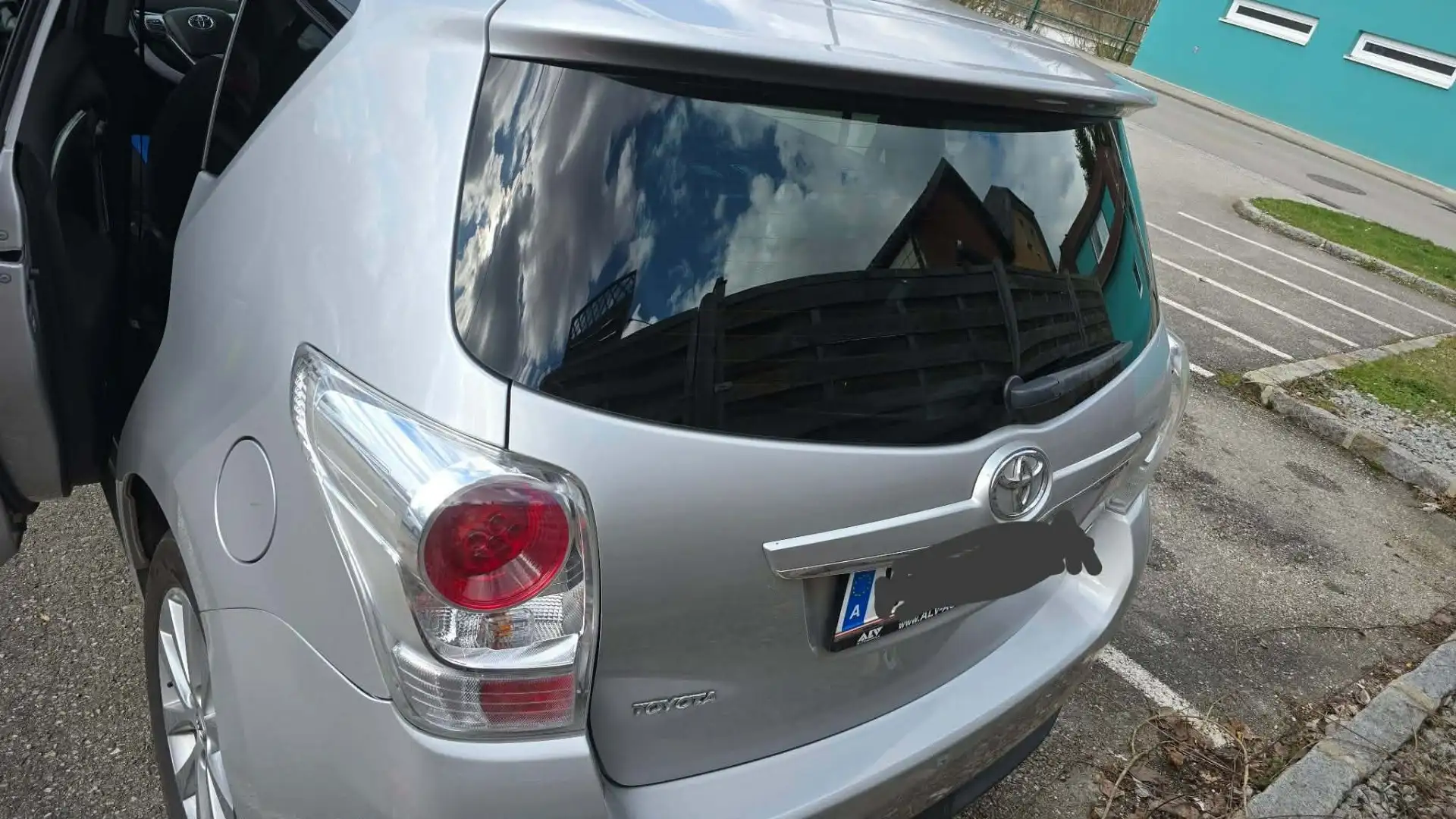 Toyota Verso 1.6 D-4D 5-Sitzer Start/Stop Skyview Edition - 1