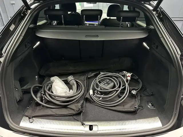 Audi Q5 view 25