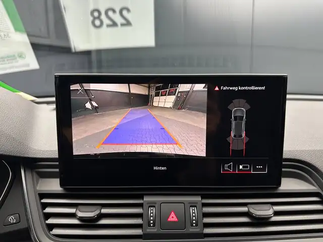 Audi Q5 view 19