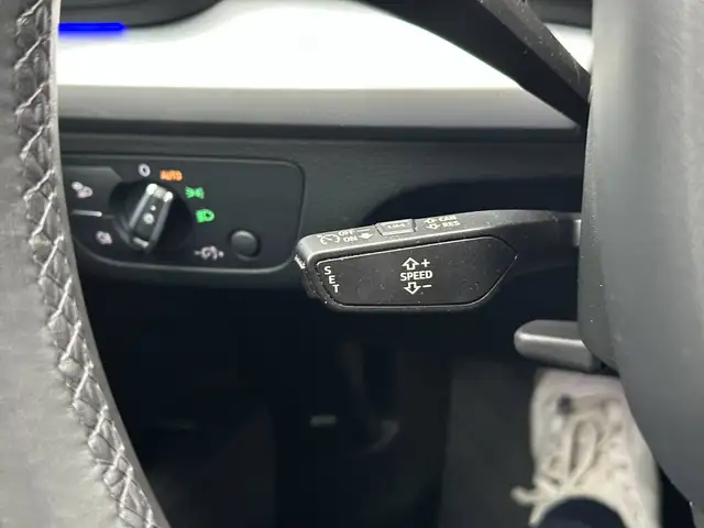 Audi Q5 view 16