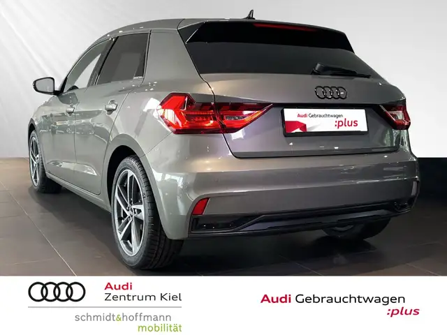 Audi A1 view 4