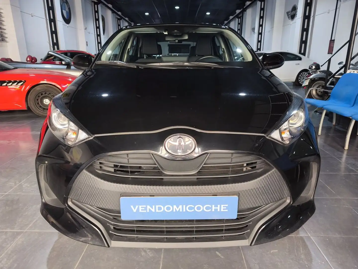 Toyota Yaris 1.5 125 S-Edition Schwarz - 1