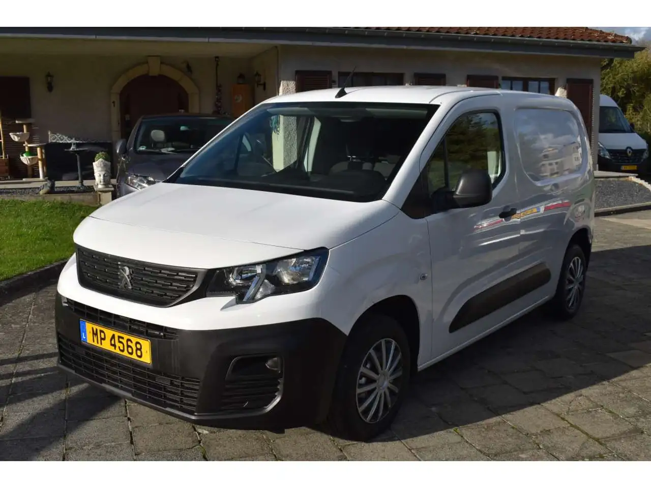 Peugeot 208 Partner 1,5 DCi  3places tÃ´lÃ© airco