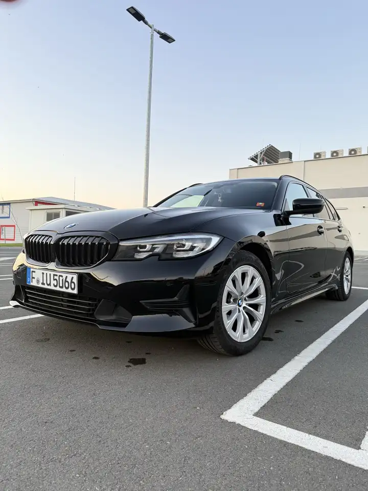 BMW 320