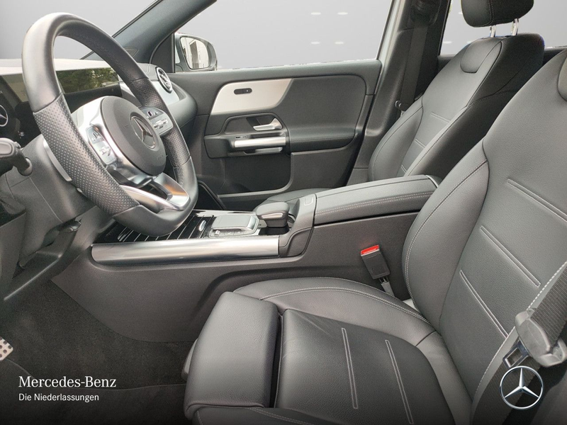 Mercedes-Benz GLA 250 4M AMG+PANO+360°+AHK+MULTIBEAM+STHZG+HUD — photo 11