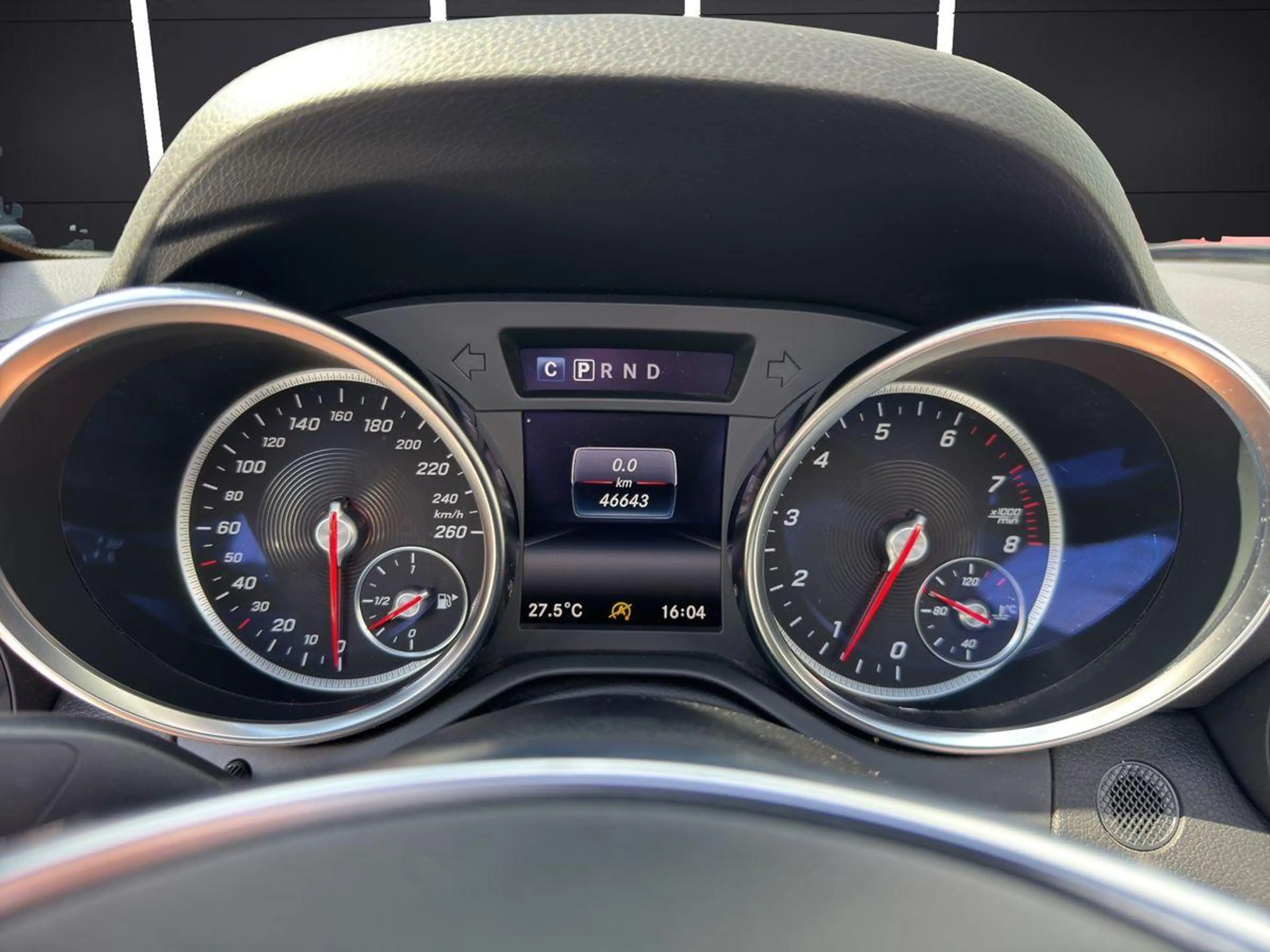 Mercedes-Benz SLC 200 Airscarf Led Navi Pano.-Variodach — photo 12