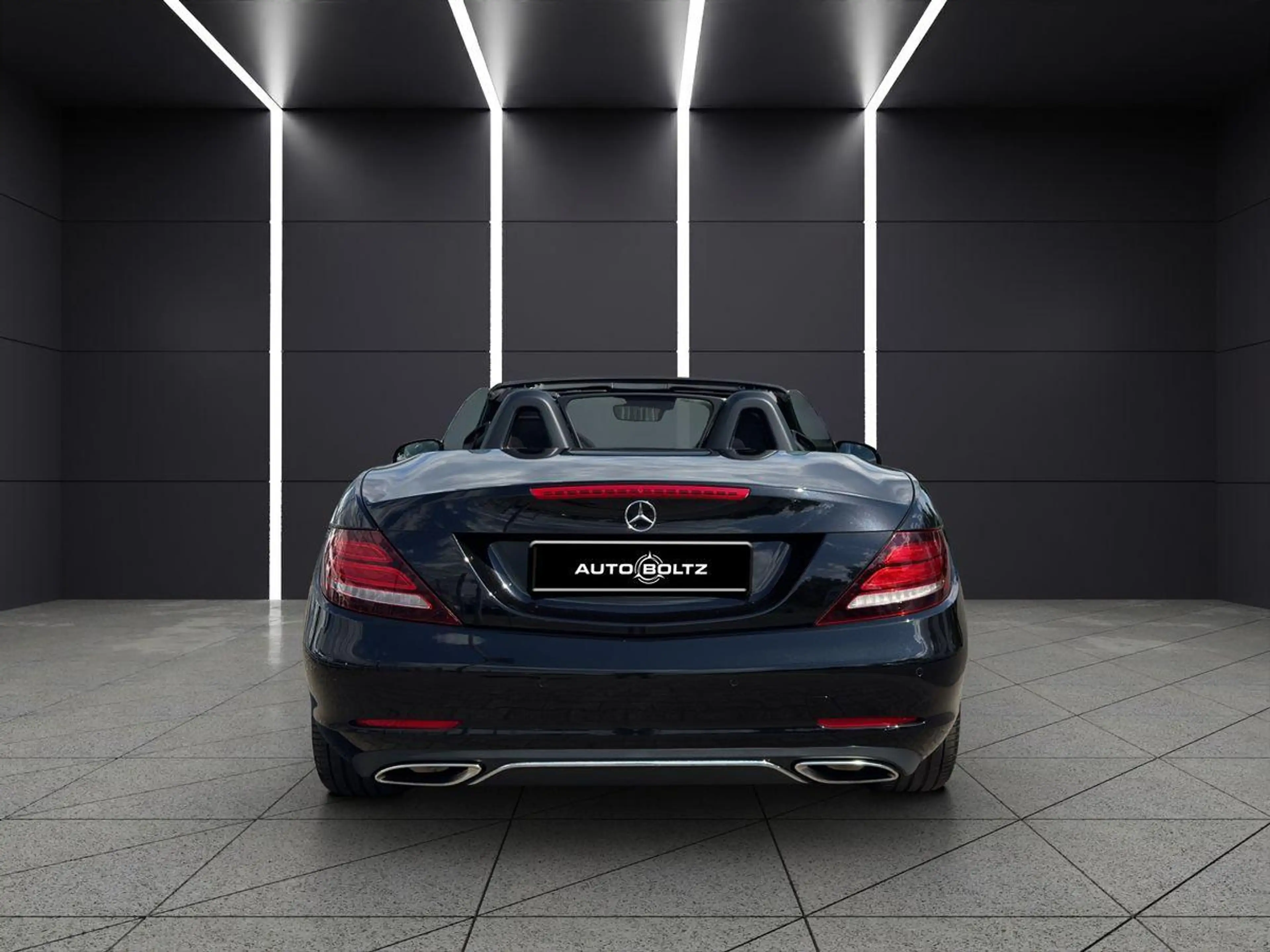 Mercedes-Benz SLC 200 Airscarf Led Navi Pano.-Variodach — photo 5