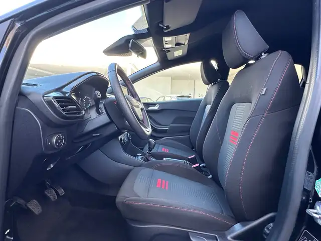 Ford Fiesta view 11