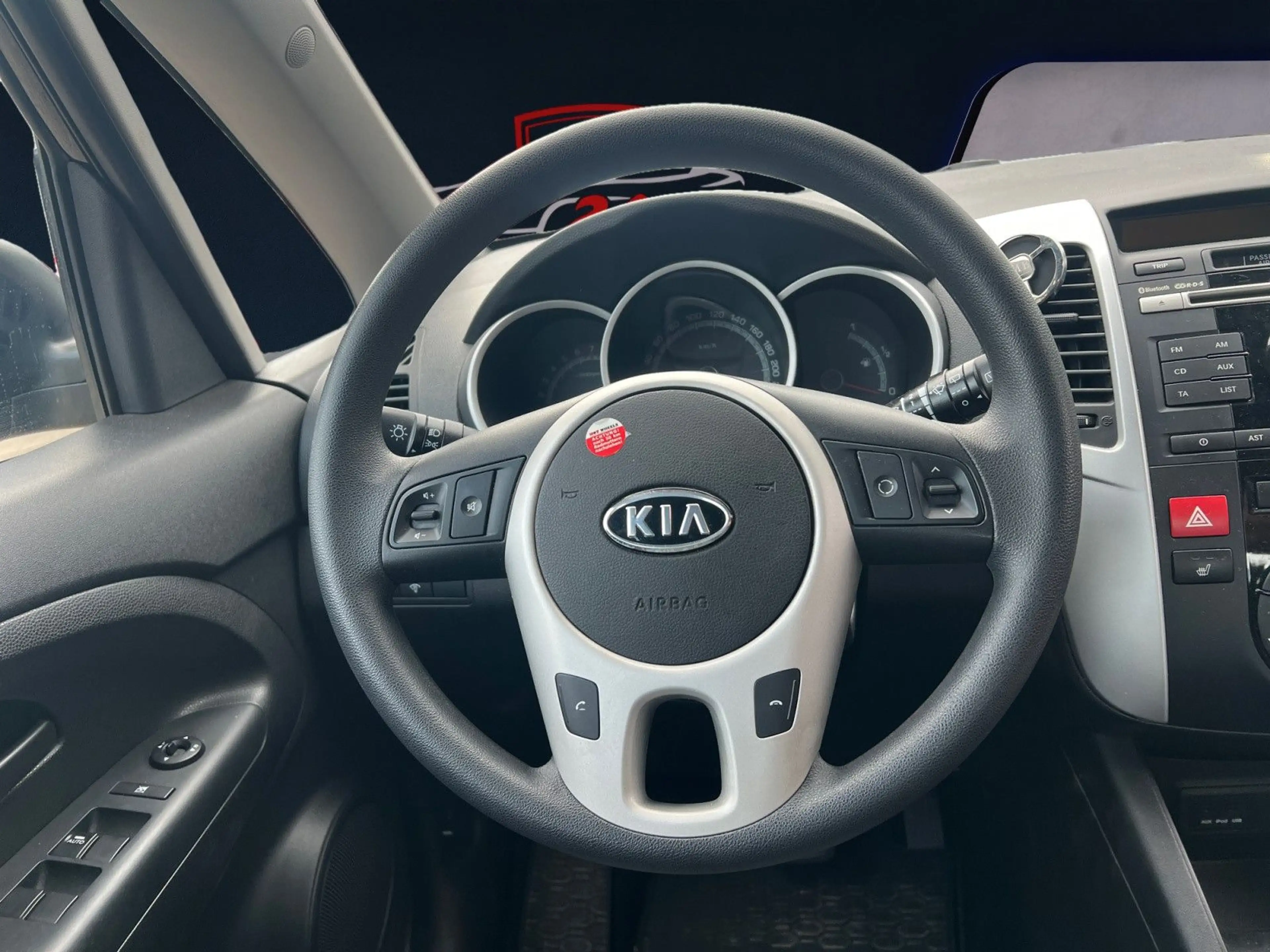 Kia Venga 1.6 Edition/Automatik/Alufelgen/PDC — photo 12
